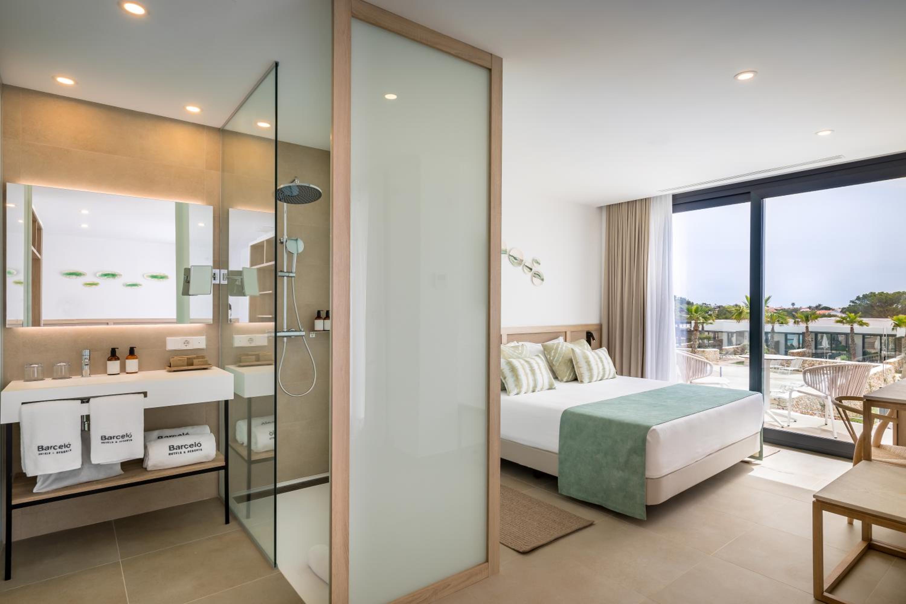 Suite (2 Adultos + 1 Niño)