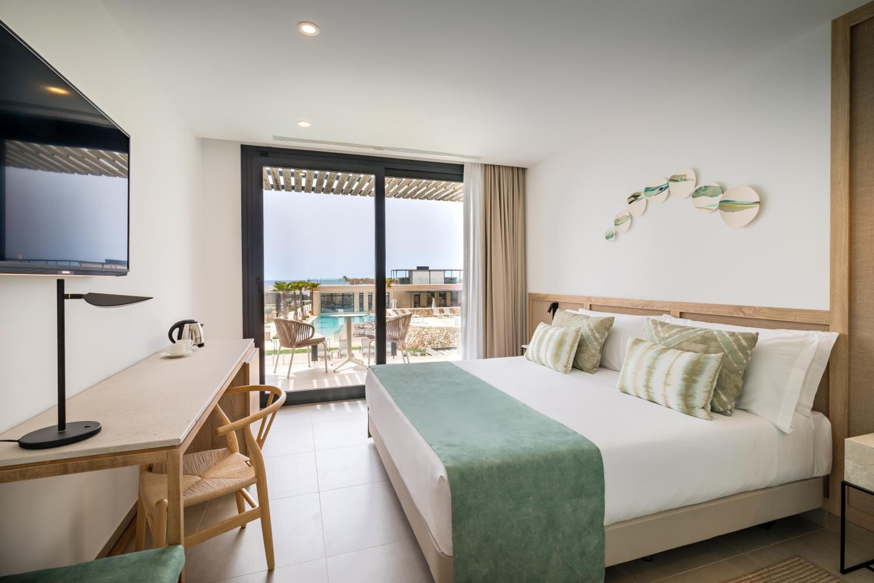 Superior Sea View - Photo 1