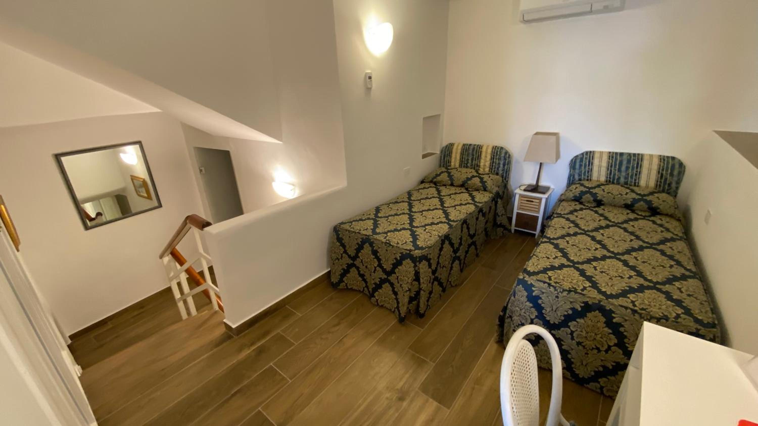 Double or Twin Room - Photo 3