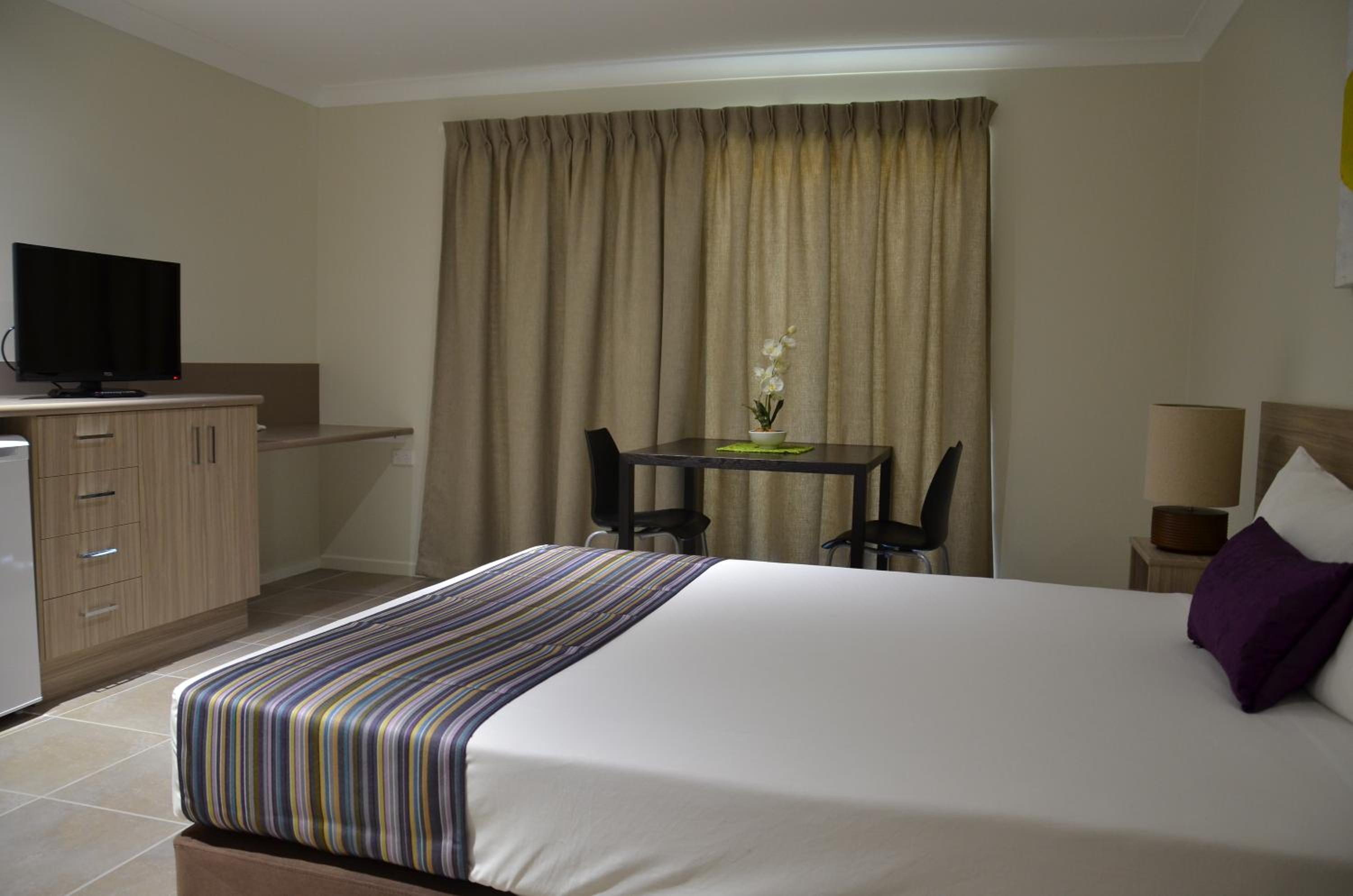 Standard Queen Room - Disability Access photo 3