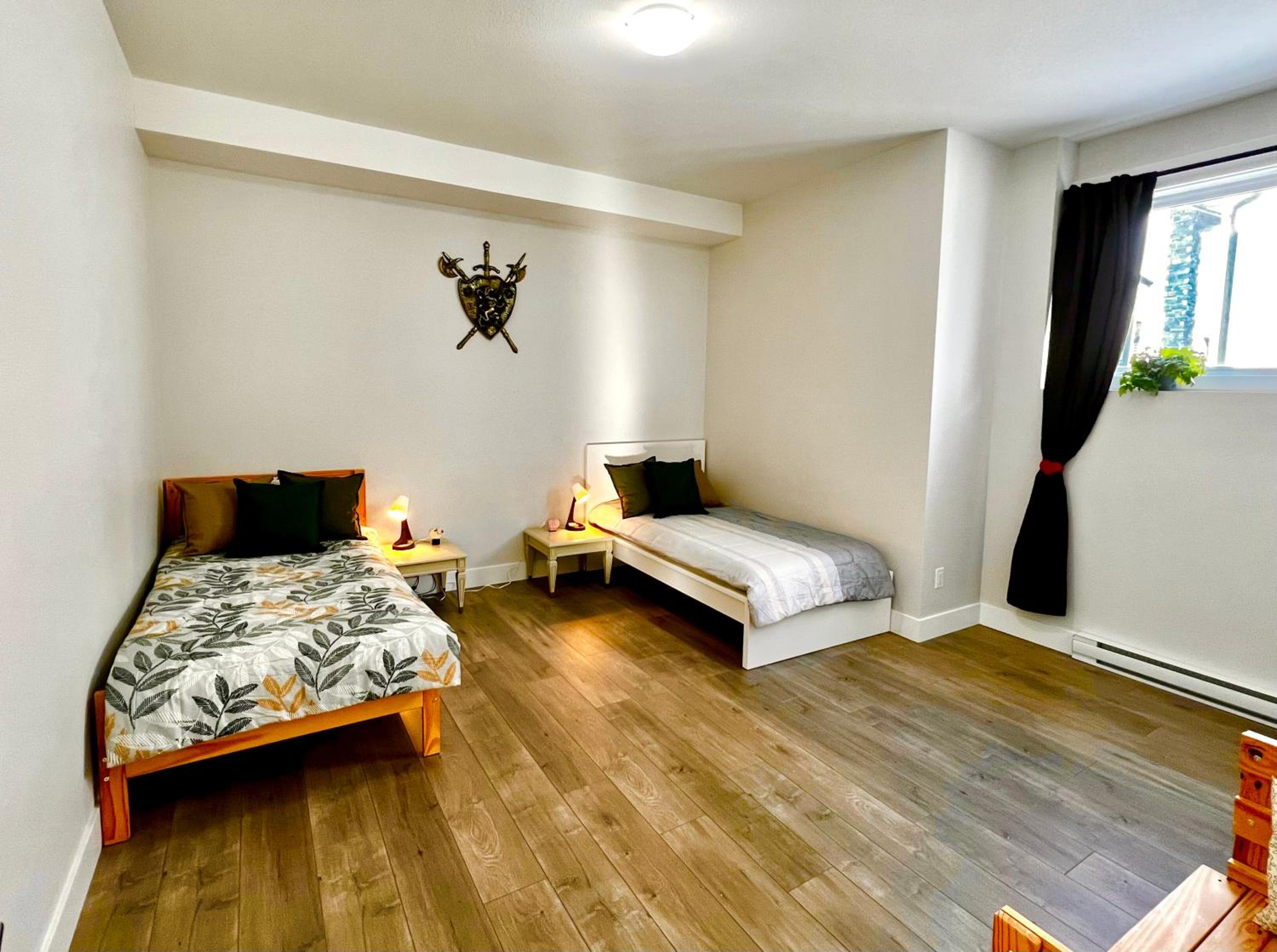 Two-Bedroom Apartment - Photo 2