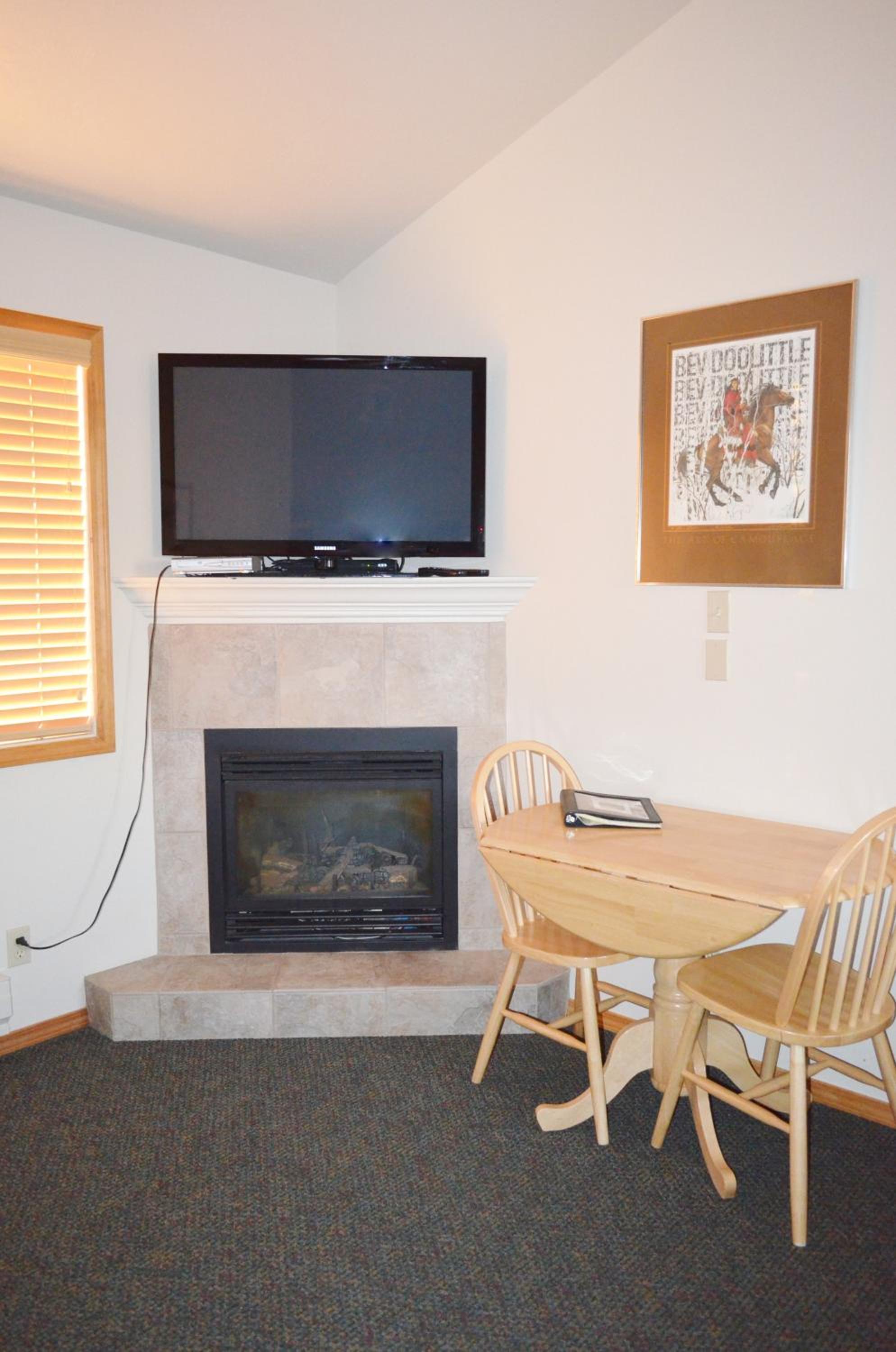 Two-Bedroom Cottage - #2 photo 3