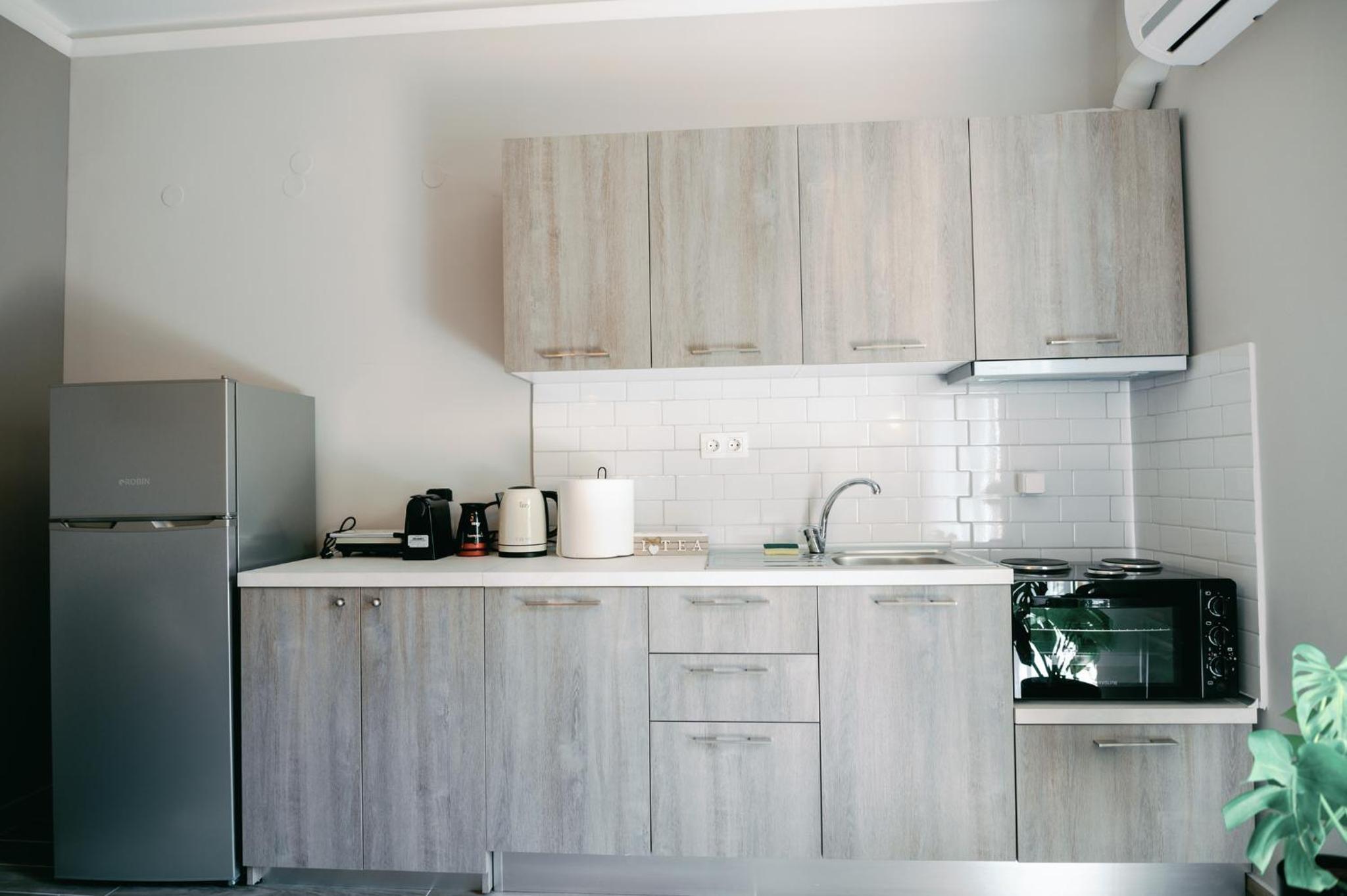 One-Bedroom Apartment - Photo 18