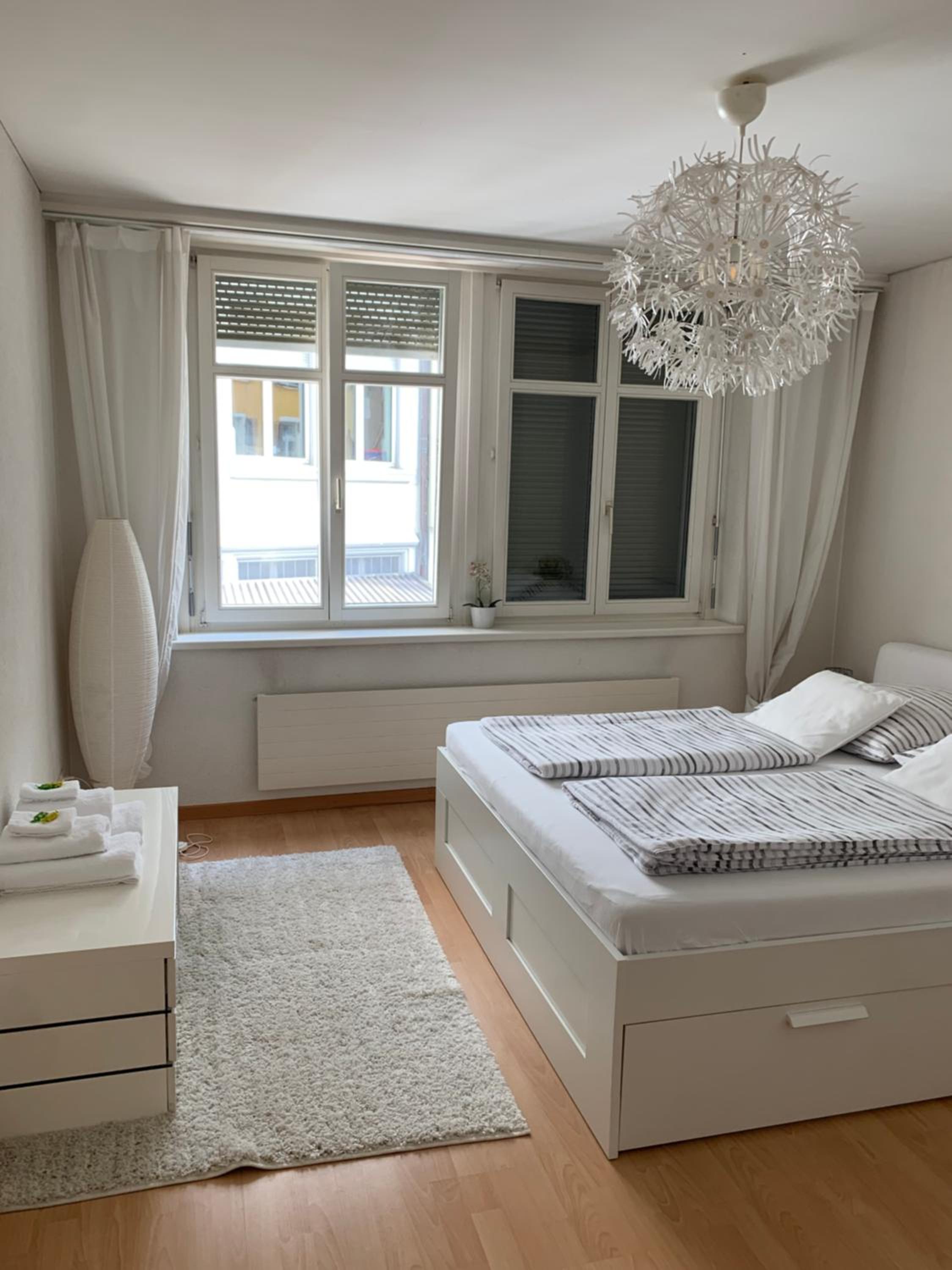 One-Bedroom Apartment - Photo 23