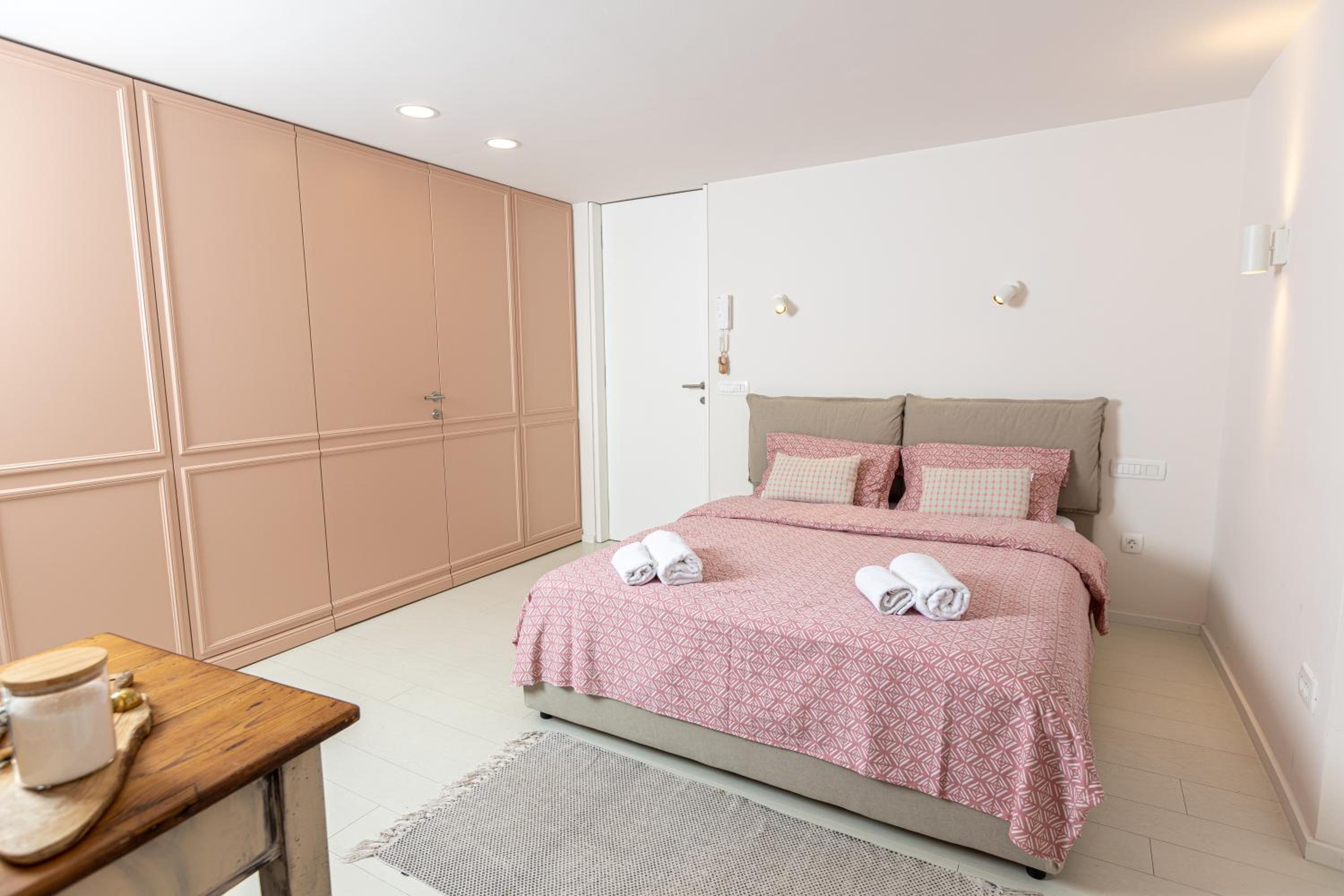 Comfort Studio Apartment photo 1