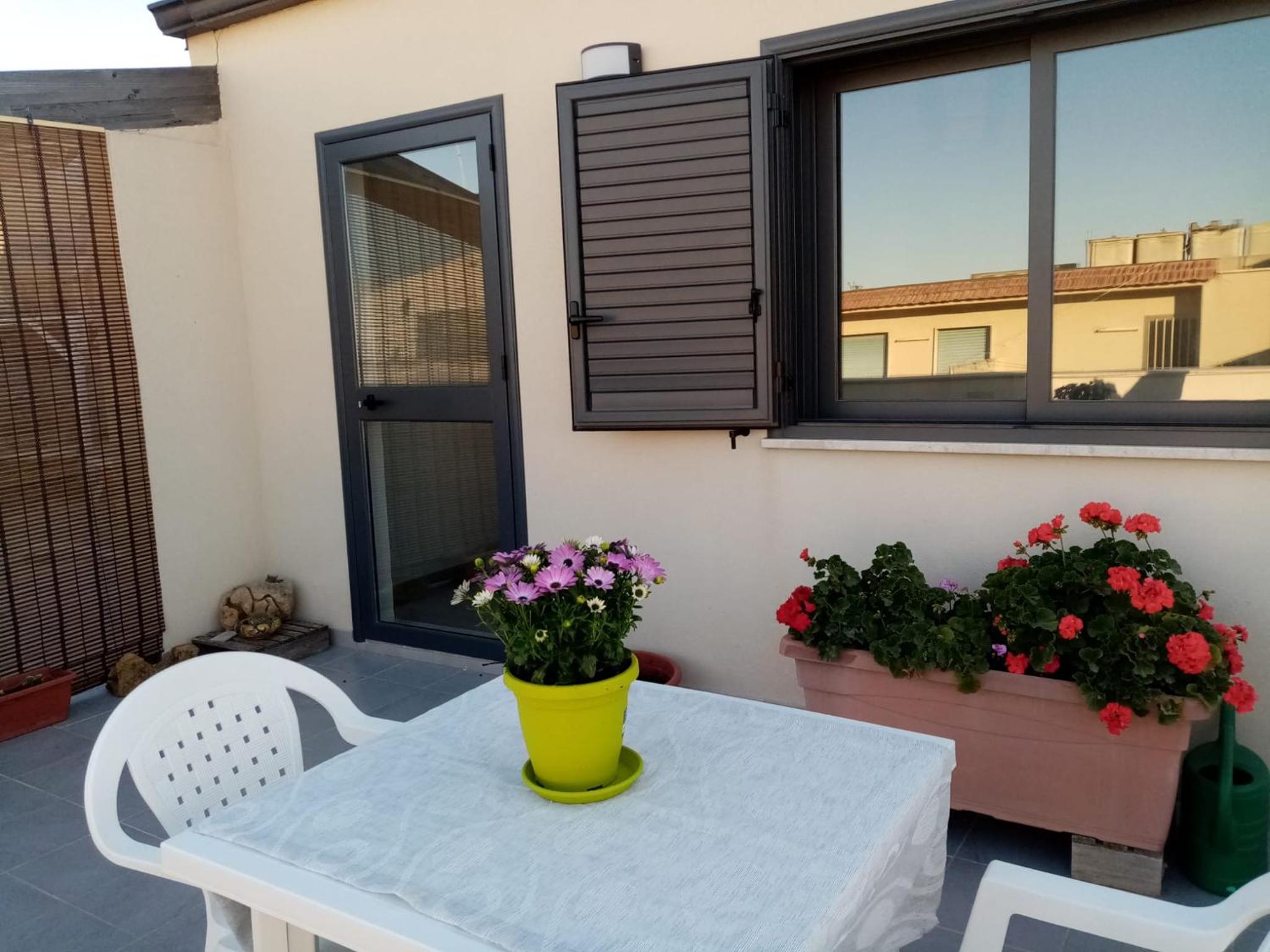 Double Room with Terrace - Photo 10