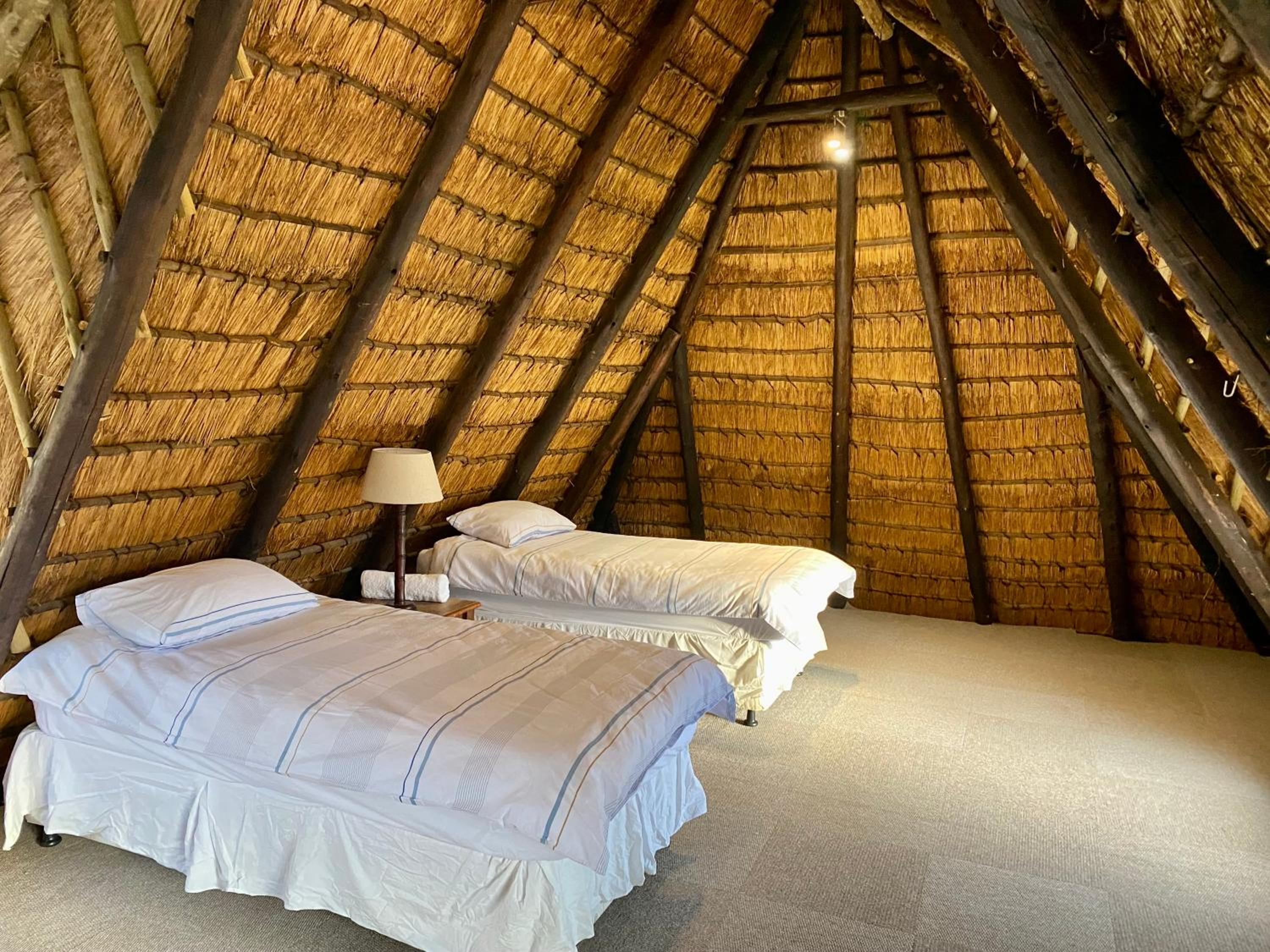 Four-Bedroom House - Photo 21