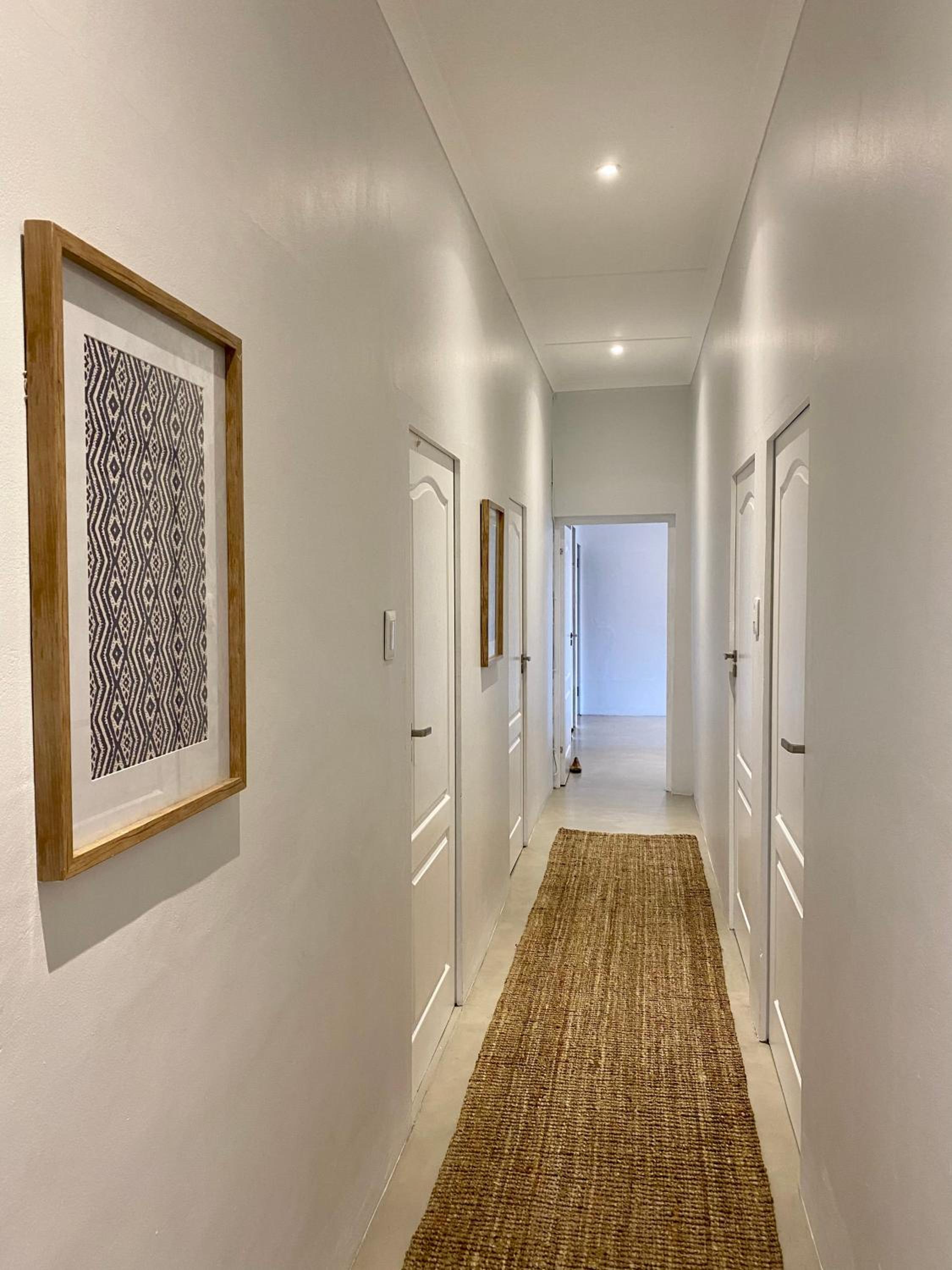 Four-Bedroom House - Photo 35