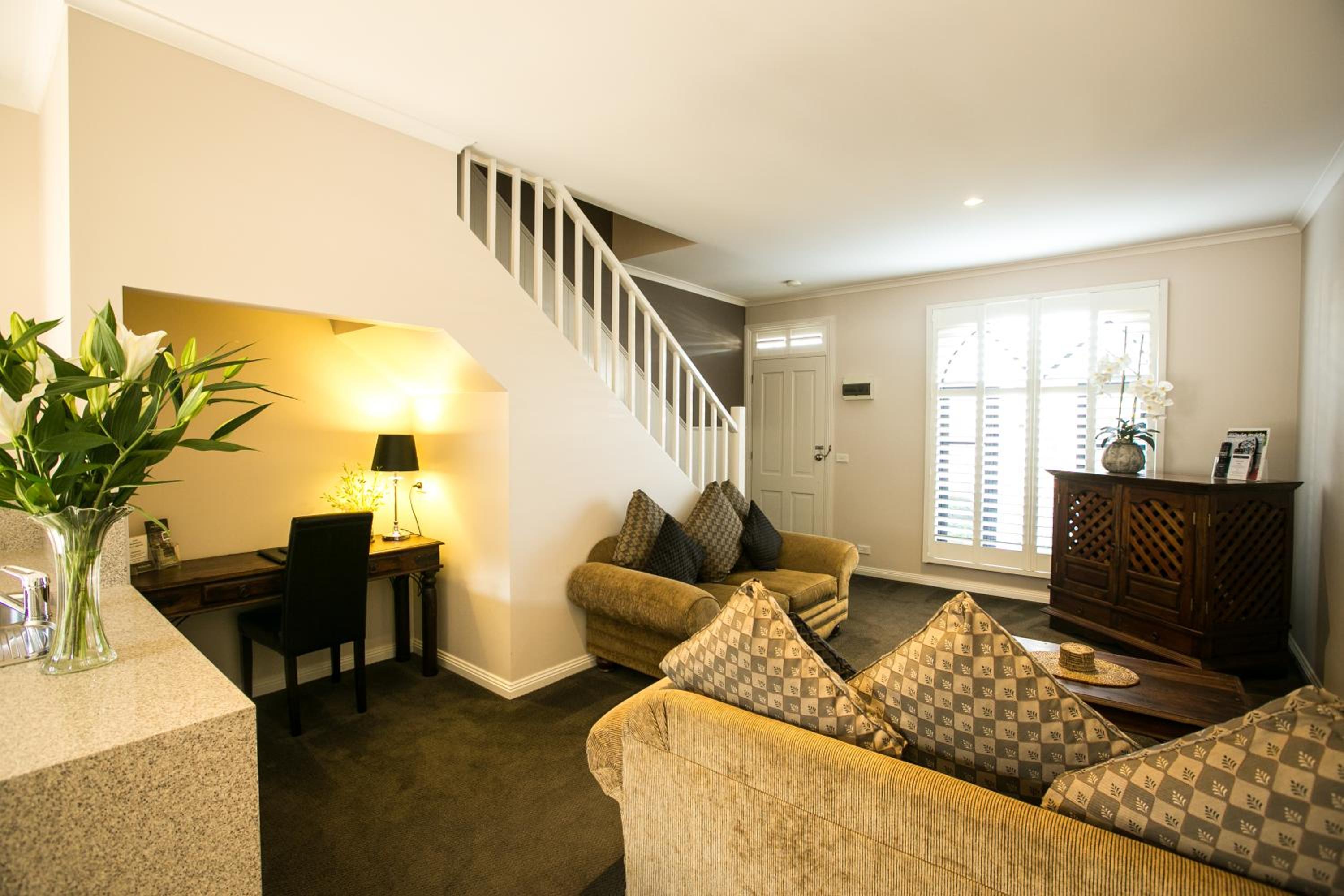 Two-Bedroom Apartment - Photo 11