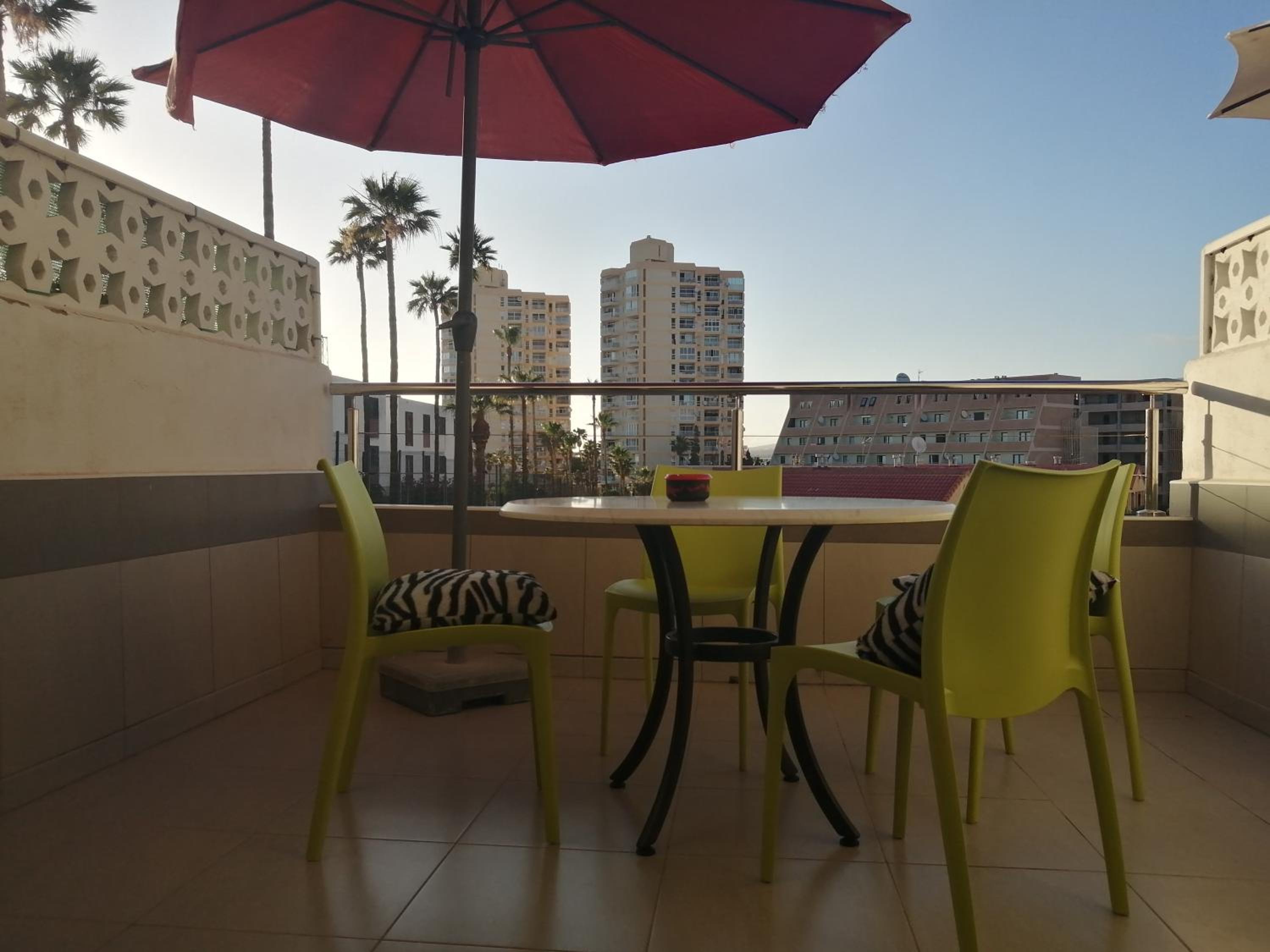 Apartment - Split Level - Photo 25