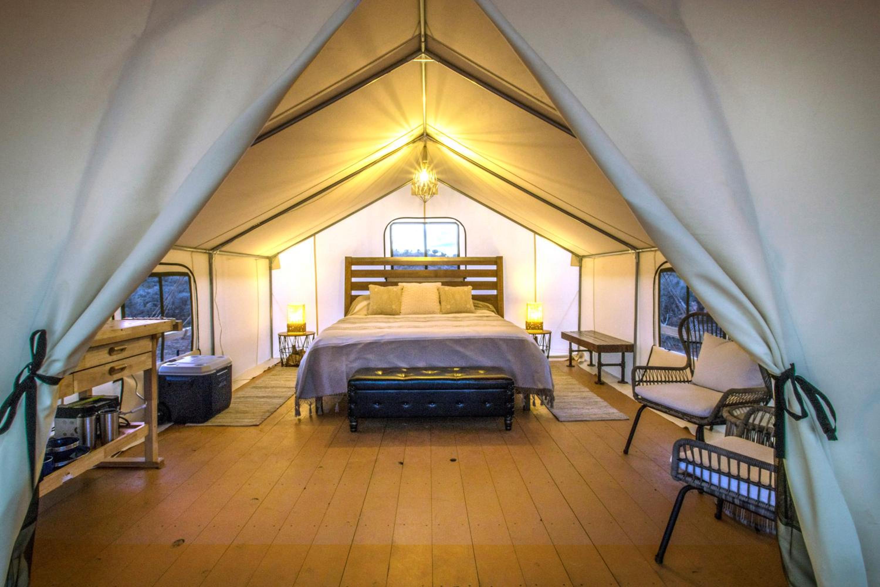 Tent - Photo 3