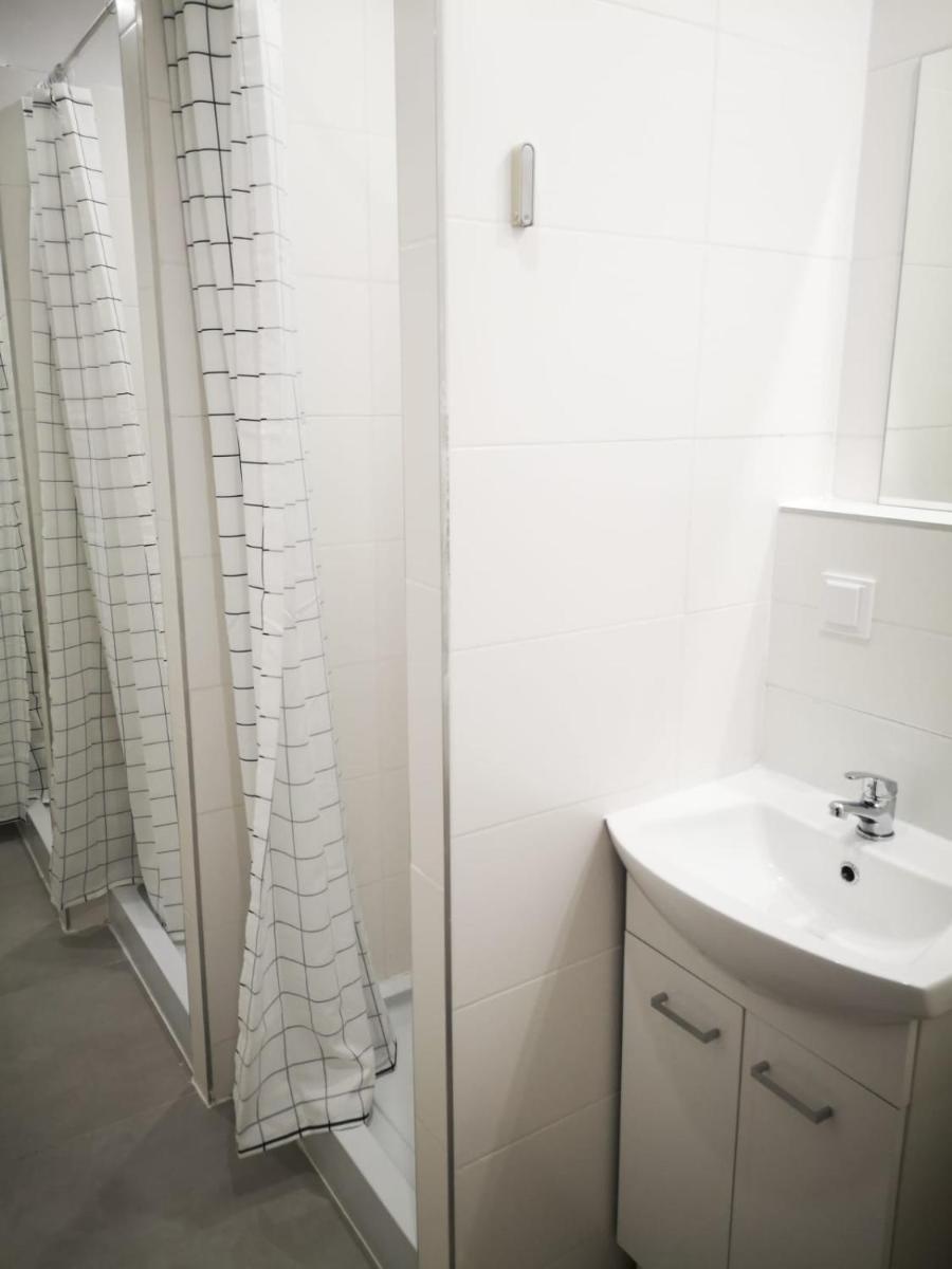 Budget Twin Room photo 2
