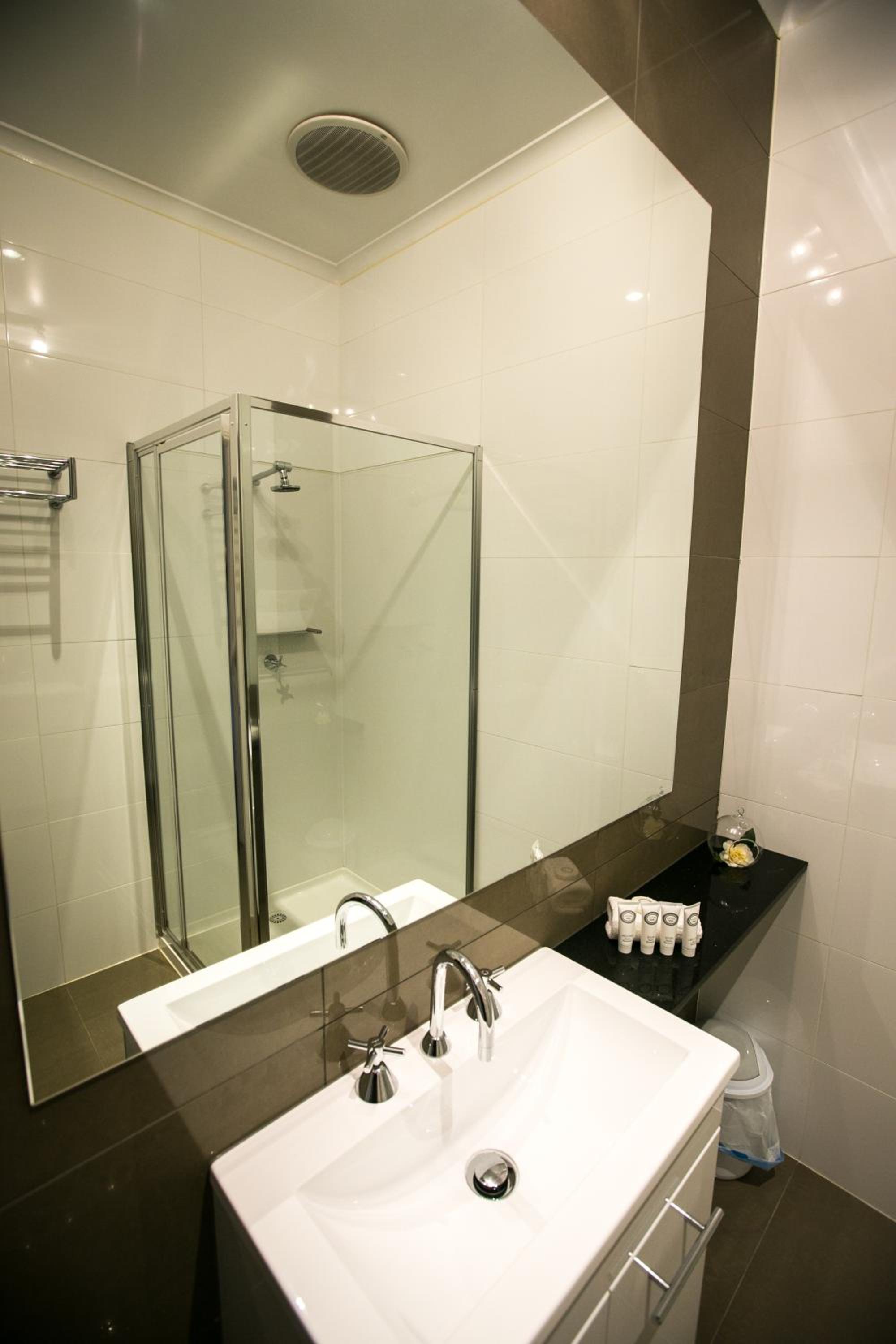 Two-Bedroom Apartment - Photo 13