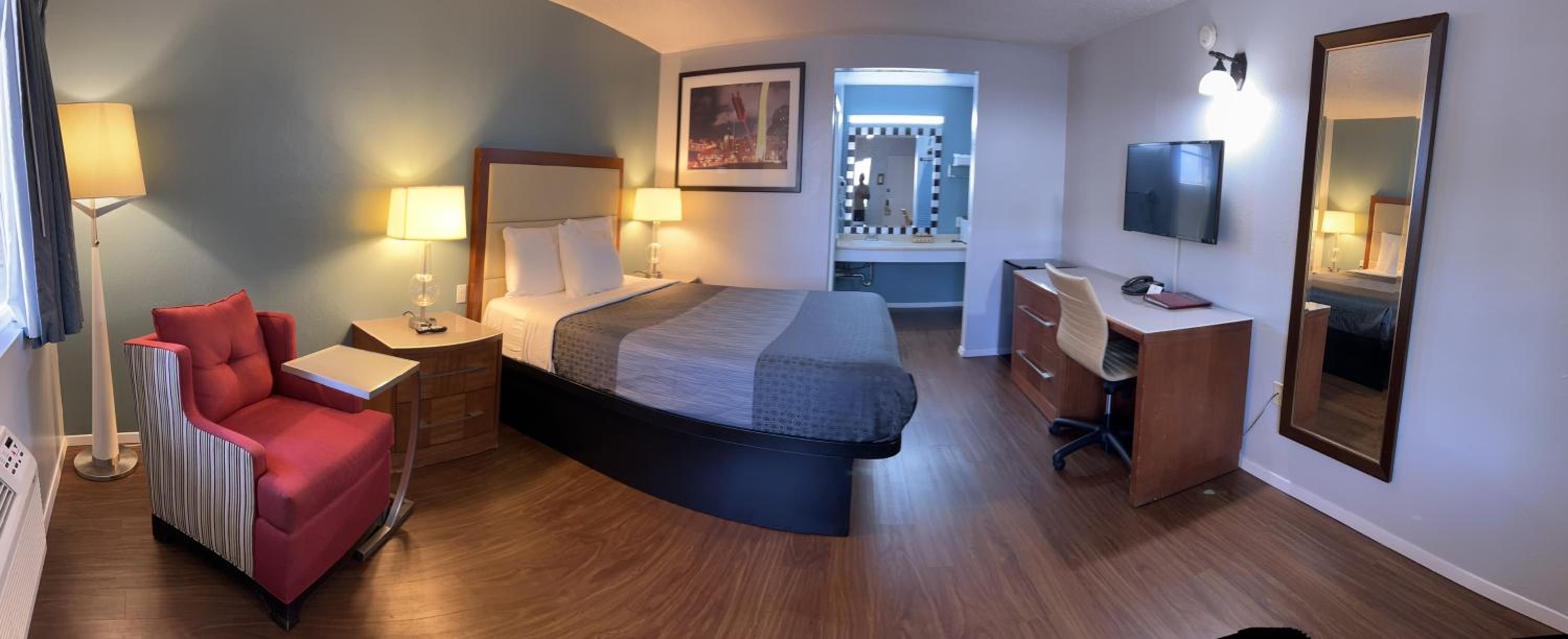 Queen Room