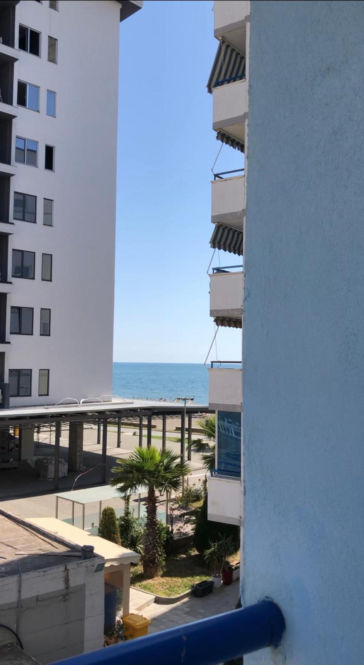 Apartment with Balcony photo 3