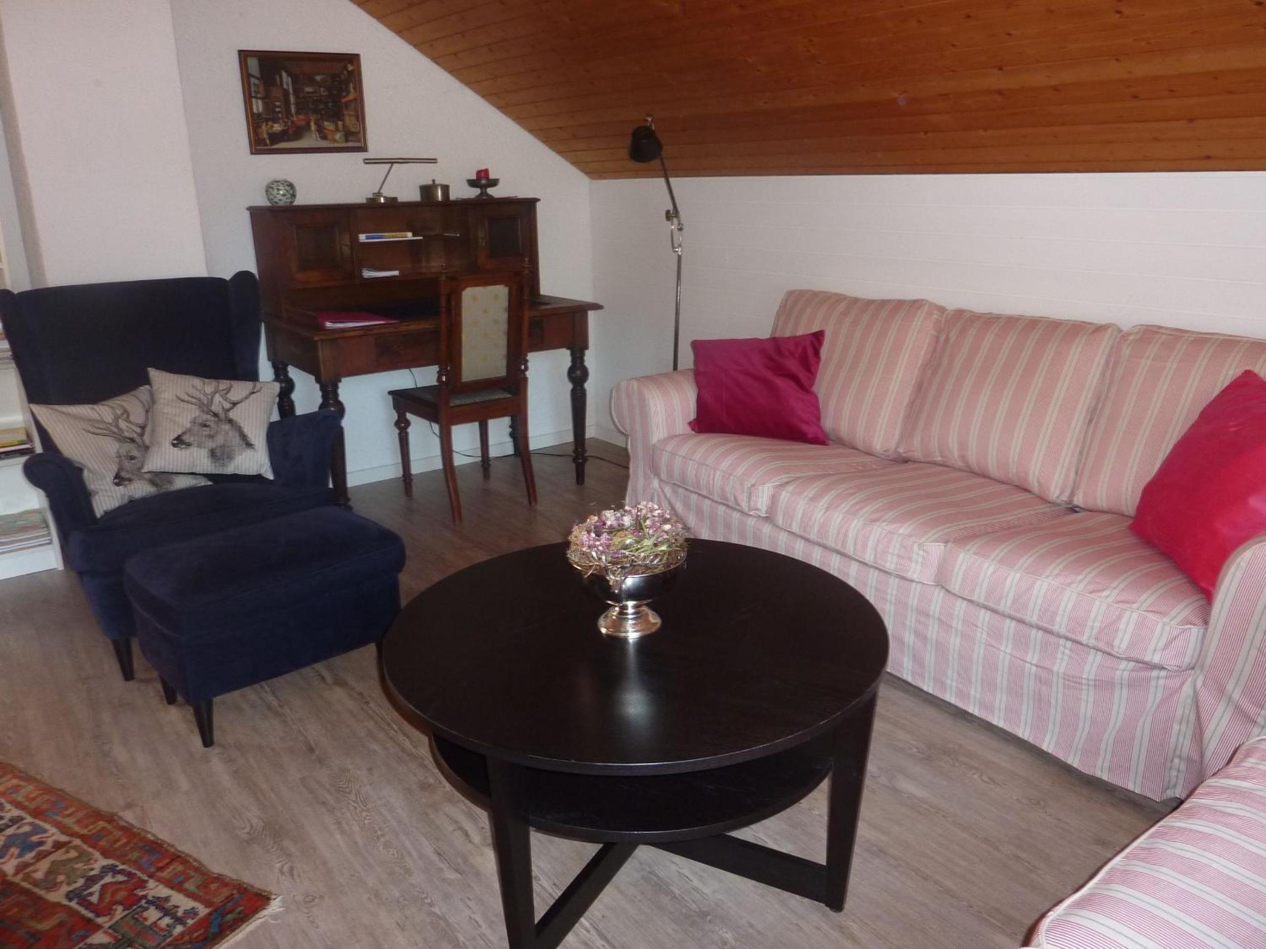 Apartment photo 2