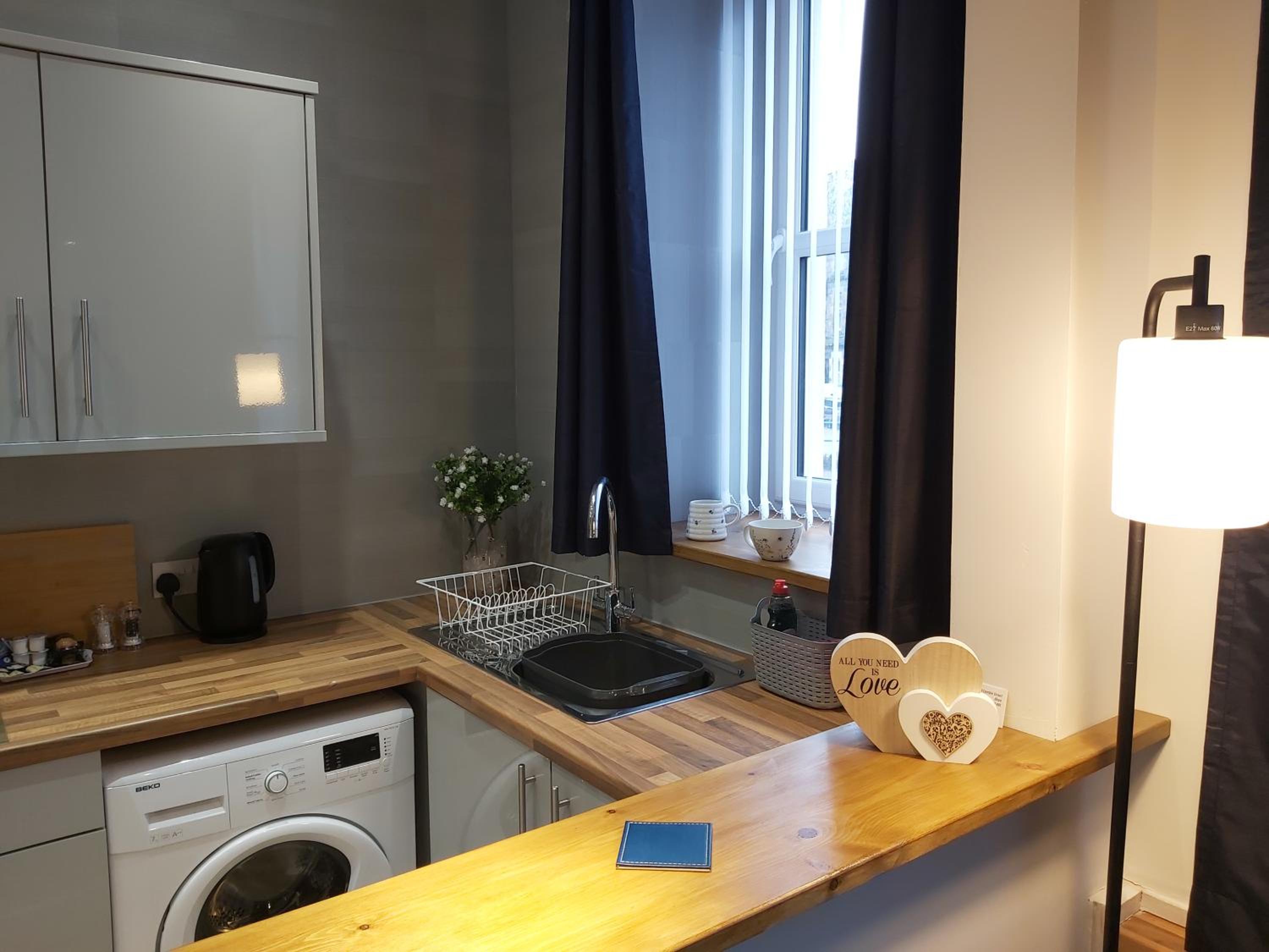 One-Bedroom Apartment - Photo 28