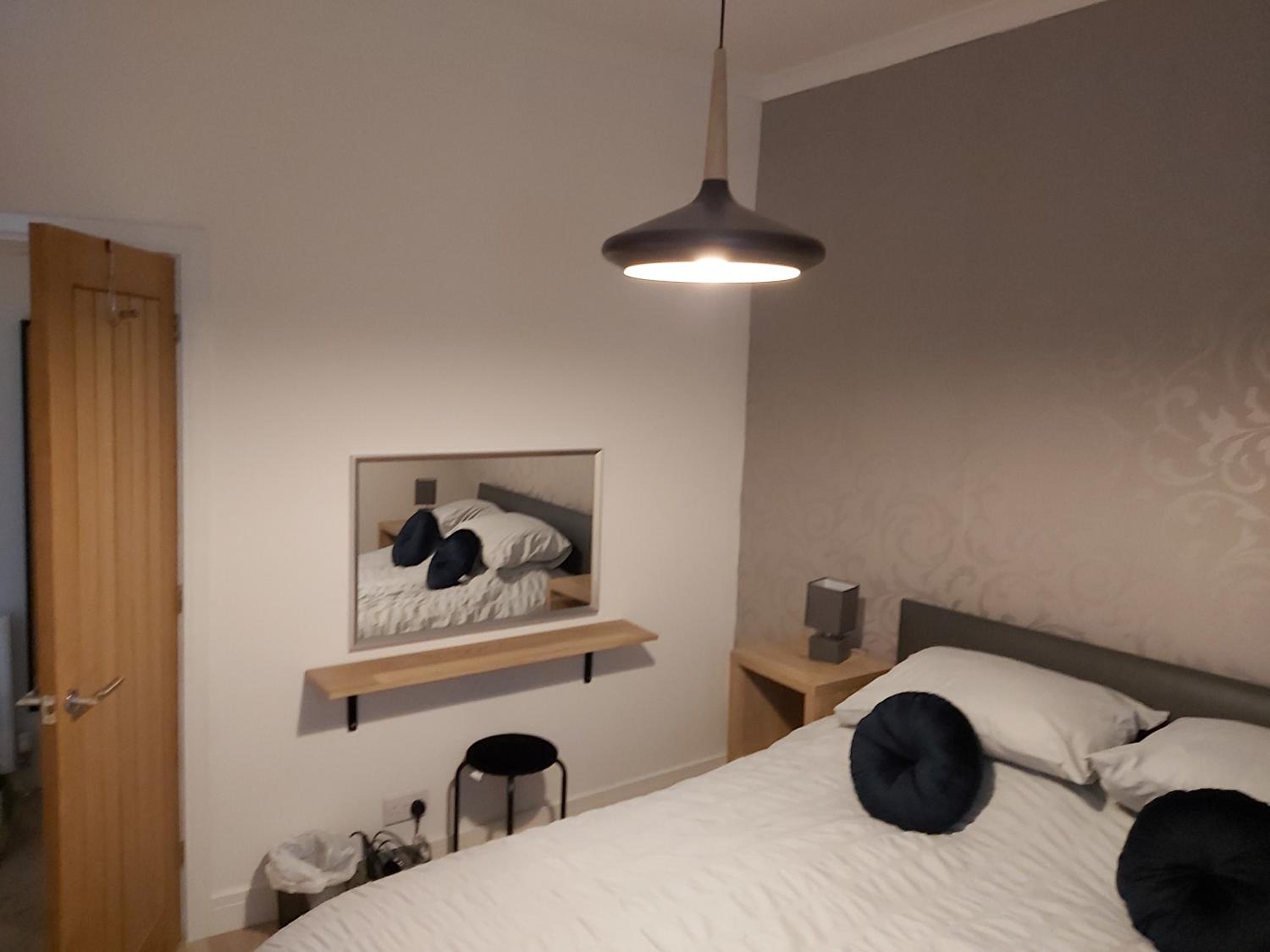One-Bedroom Apartment - Photo 15