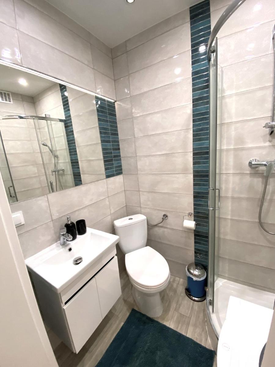 One-Bedroom Apartment - Photo 4