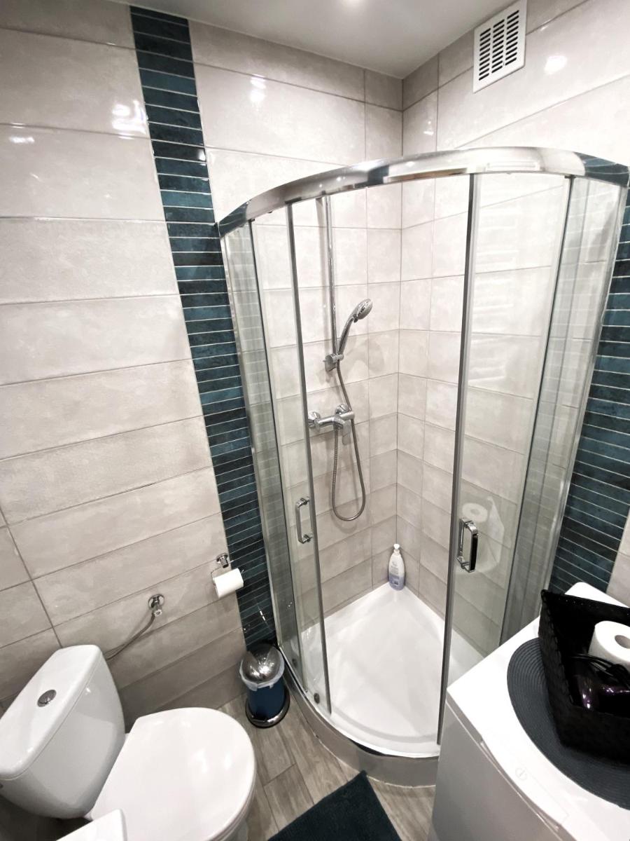 One-Bedroom Apartment - Photo 6
