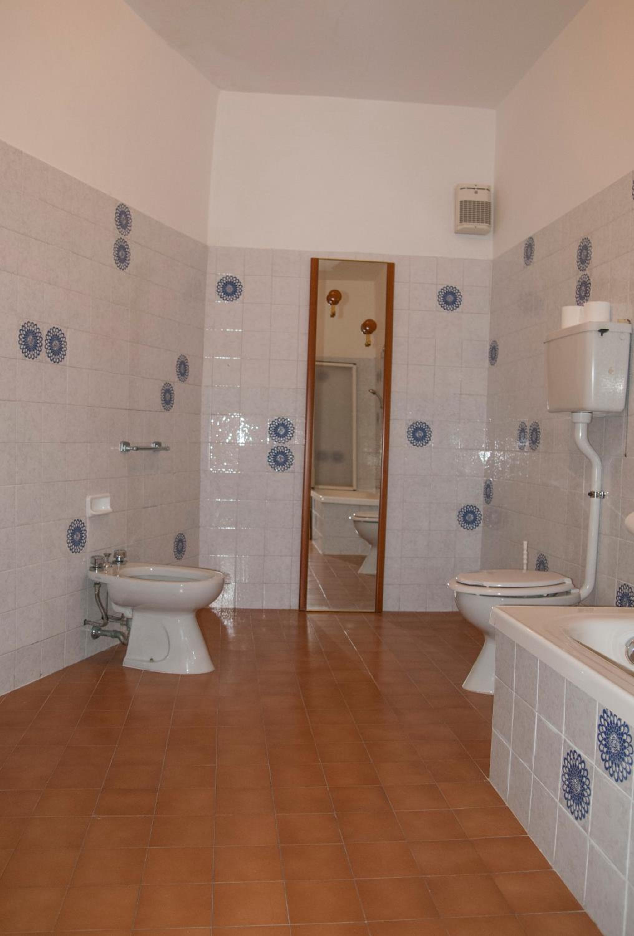 Economy Double or Twin Room - Photo 5