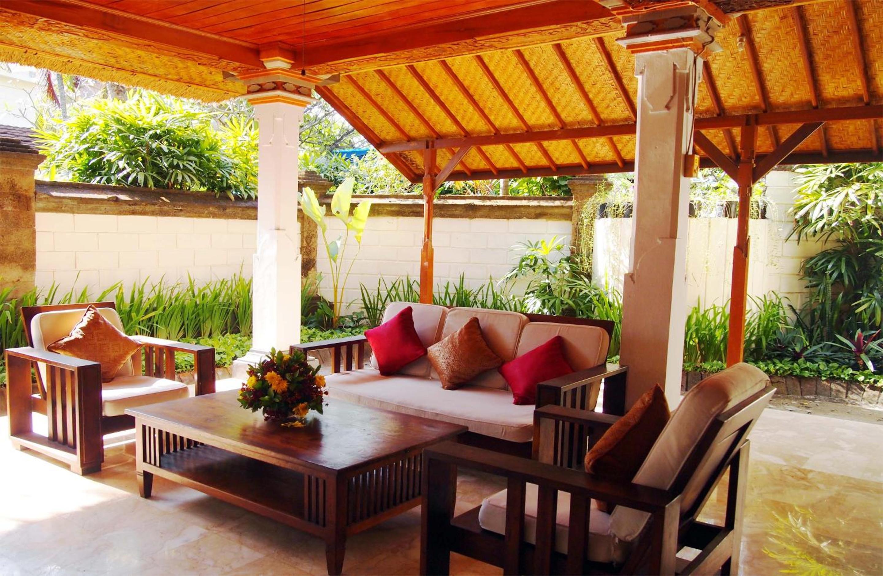 Downstairs Villa - Photo 11