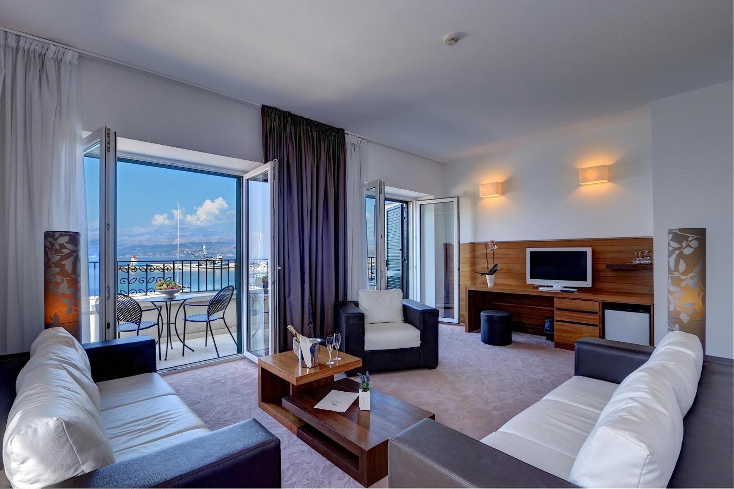 Superior Suite with Sea View