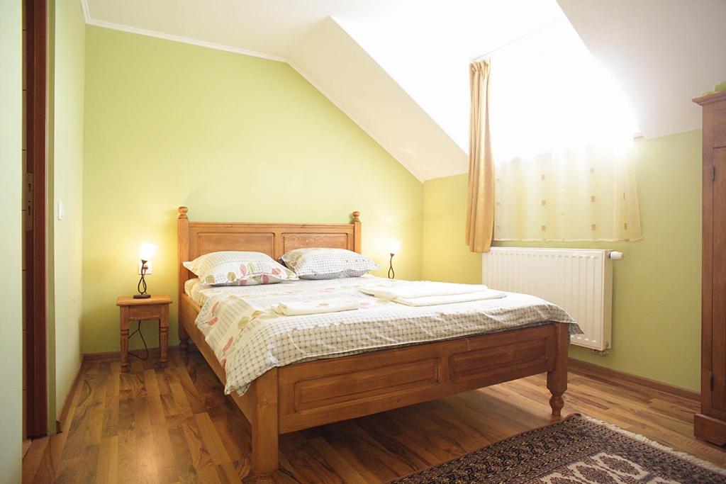 Small Double Room photo 1