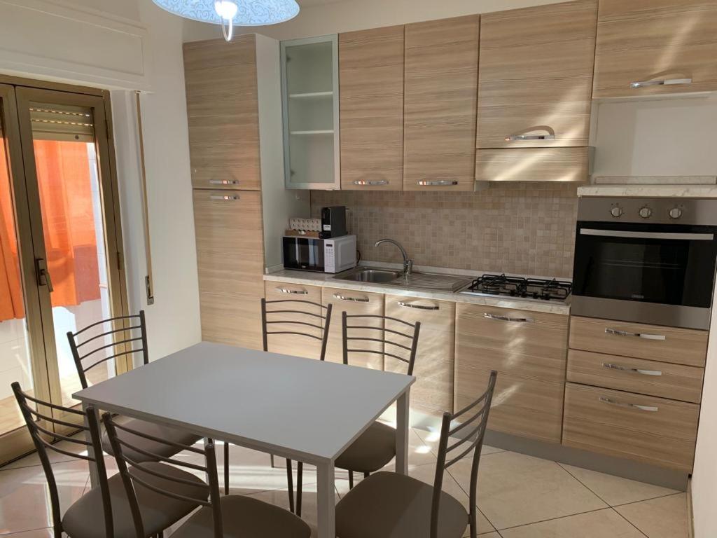 Four-Bedroom Apartment photo 2