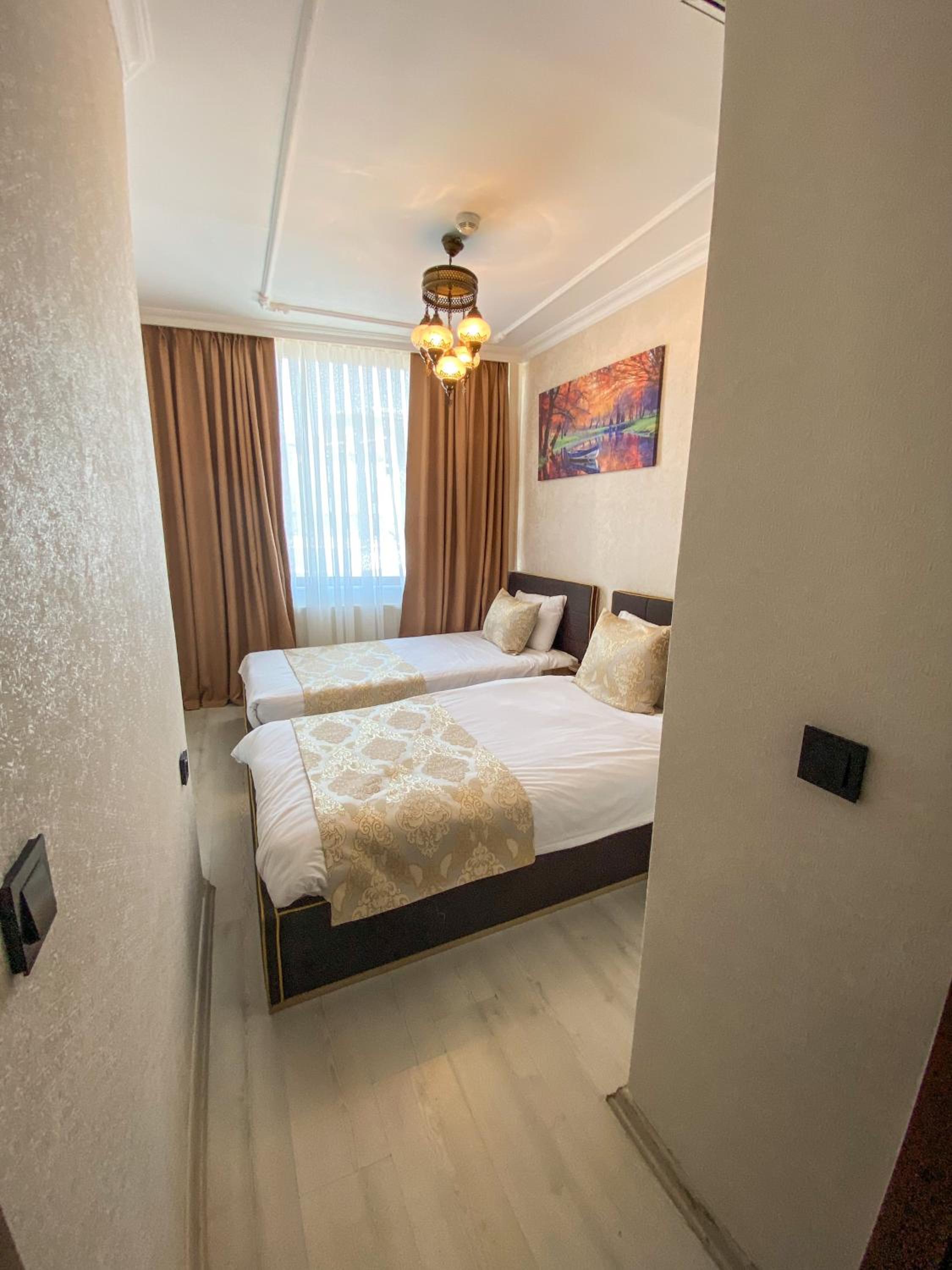 Standard Twin Room photo 2