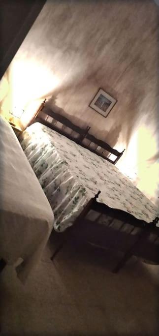 One-Bedroom House photo 1