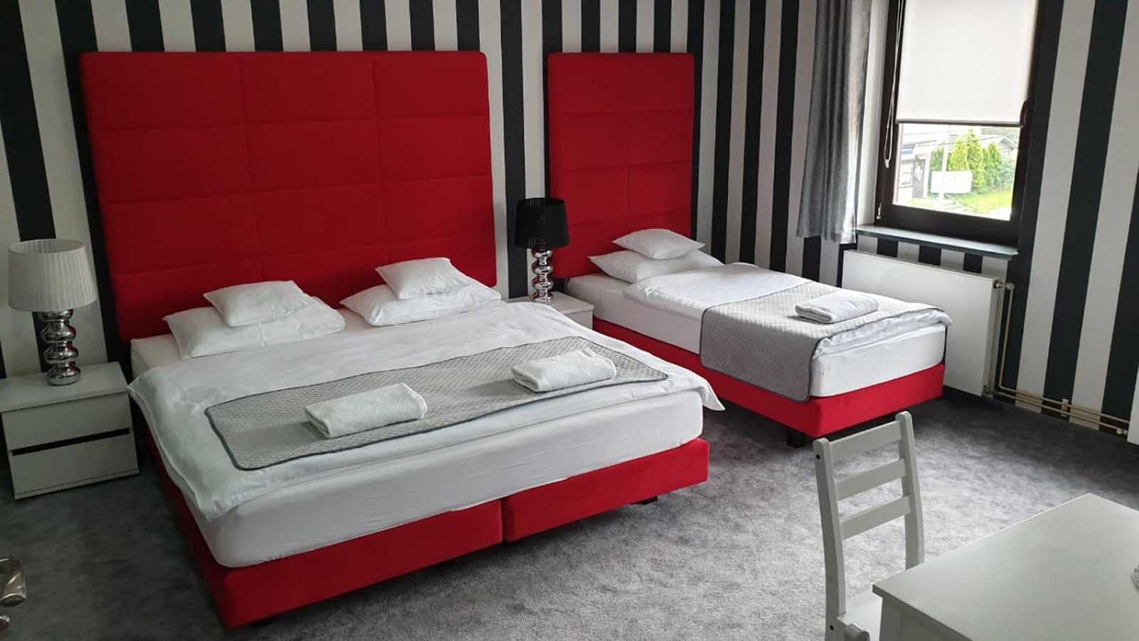 Deluxe Quadruple Room - Photo 3
