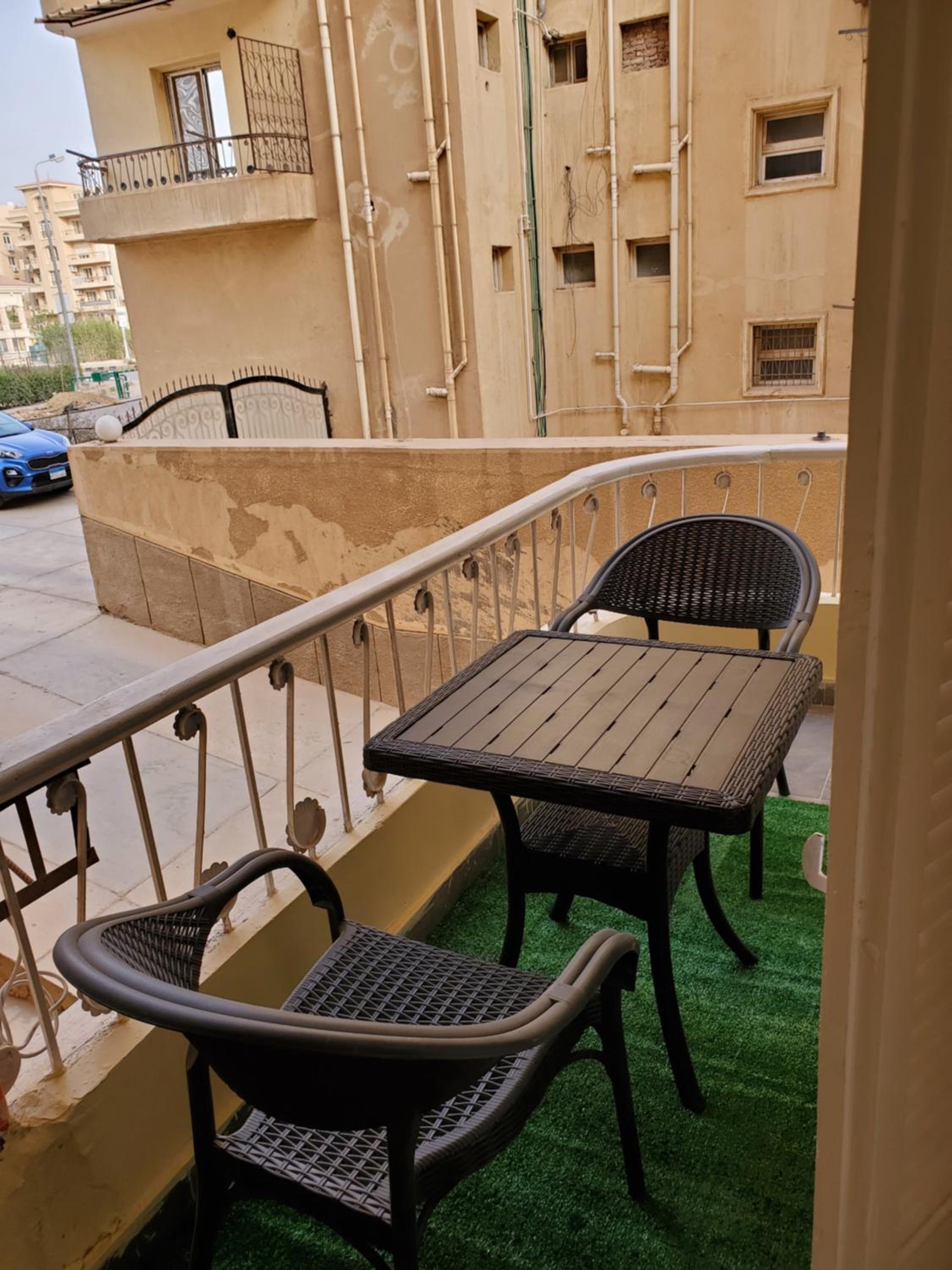 Three-Bedroom Apartment - Photo 6