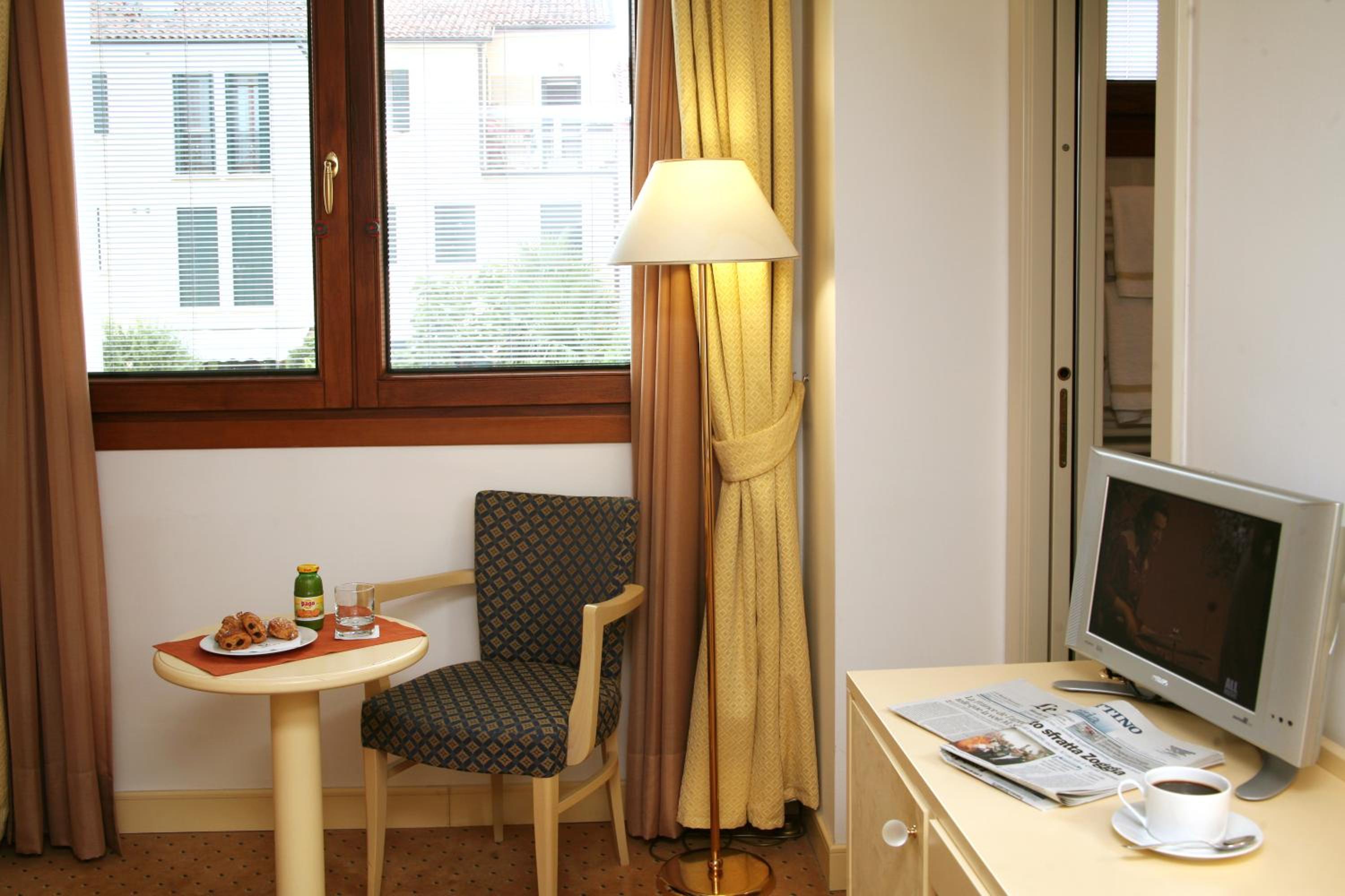 Single Room photo 2