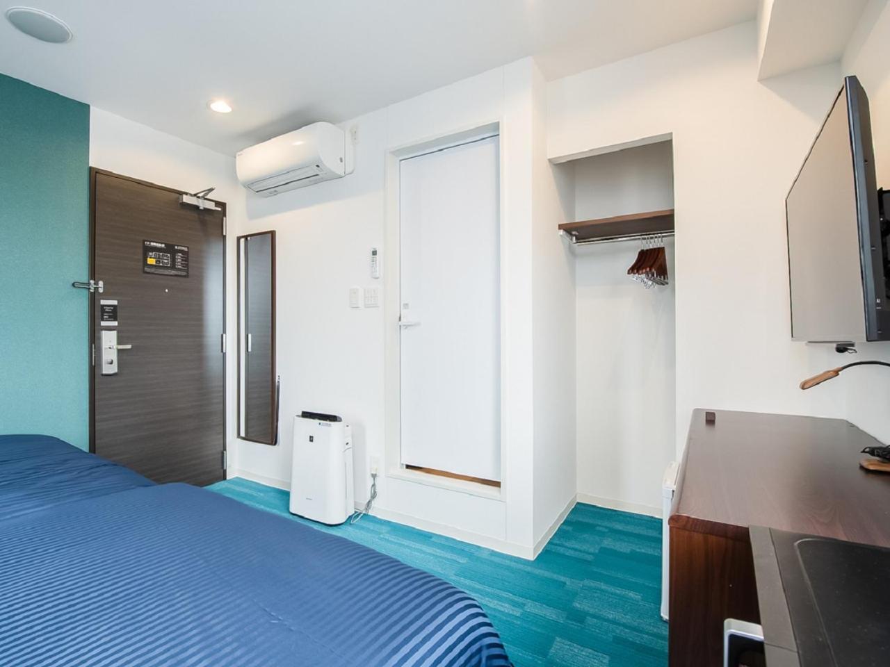Twin Room - Smoking photo 2