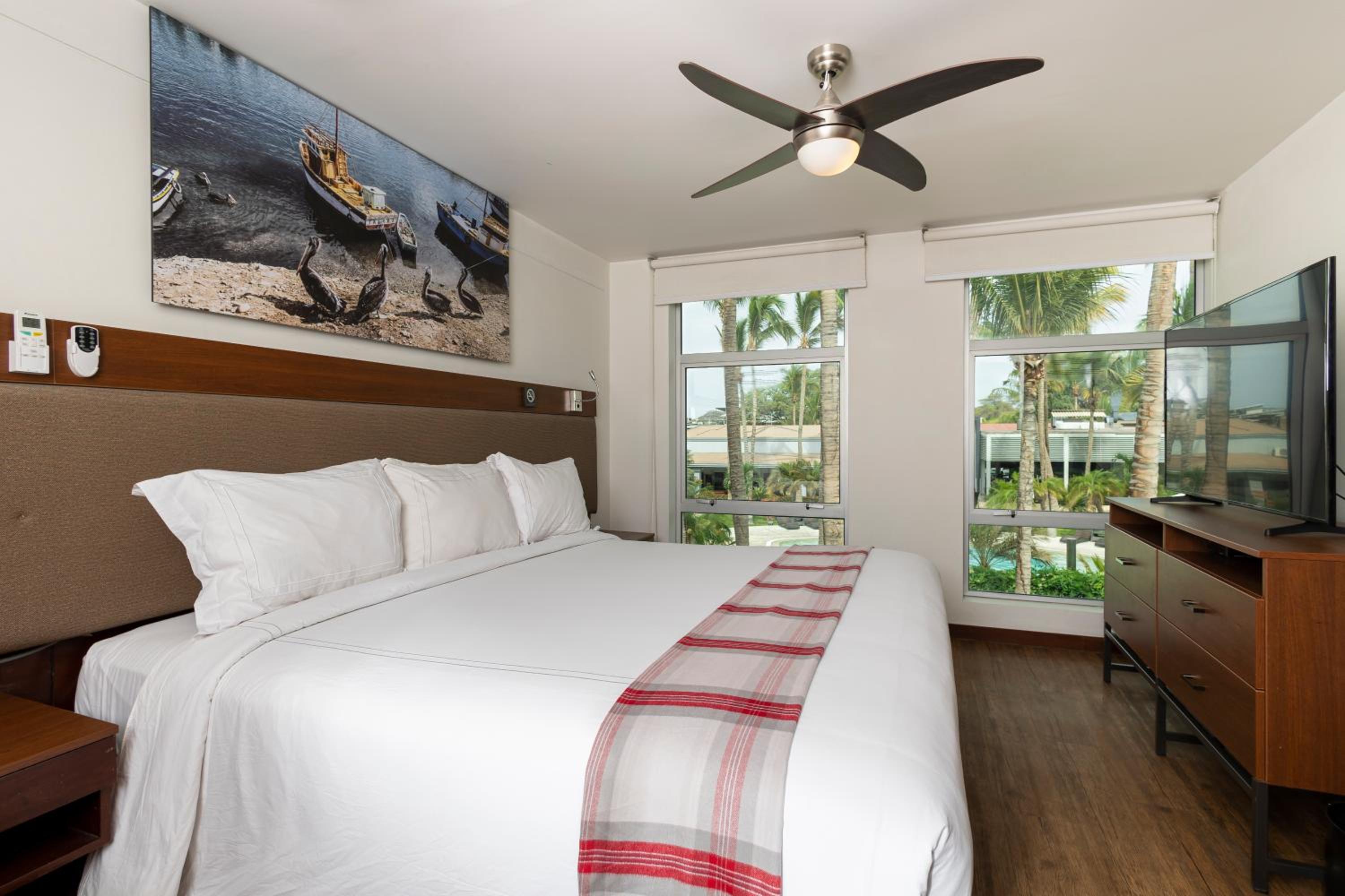 Superior Triple Room photo 2
