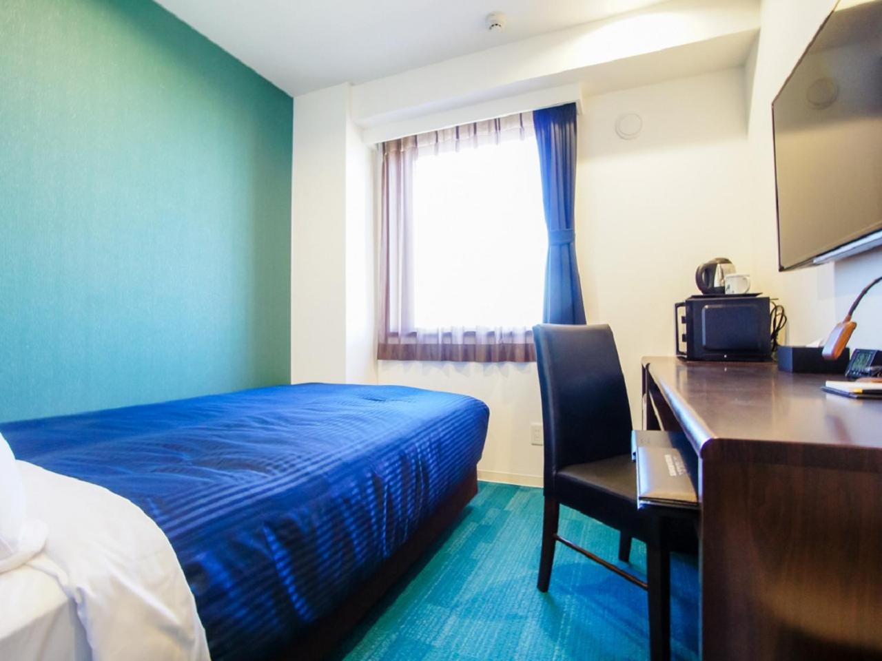 Double Room with Small Double Bed - Non-Smoking photo 1