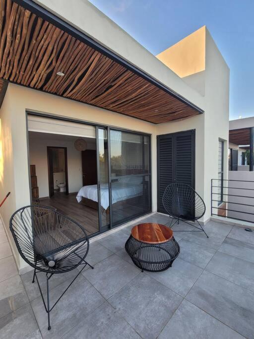 Four-Bedroom House - Photo 41