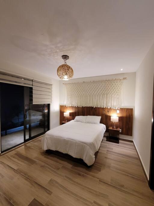 Four-Bedroom House - Photo 38