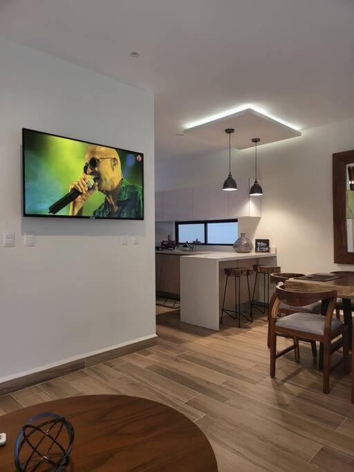 Four-Bedroom House - Photo 34