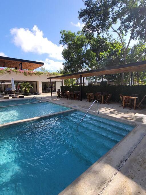 Four-Bedroom House - Photo 23