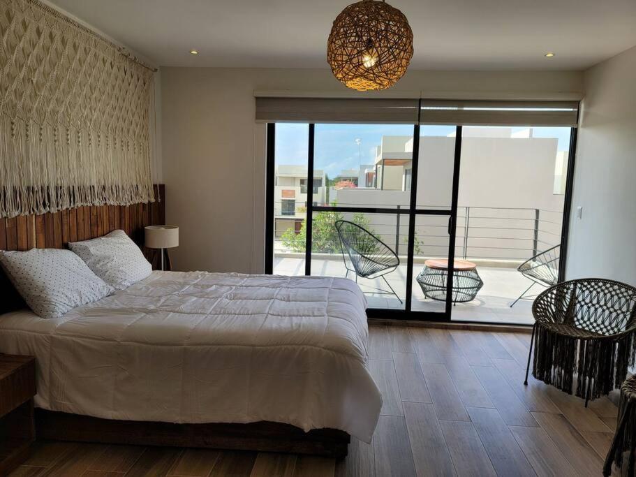 Four-Bedroom House - Photo 17