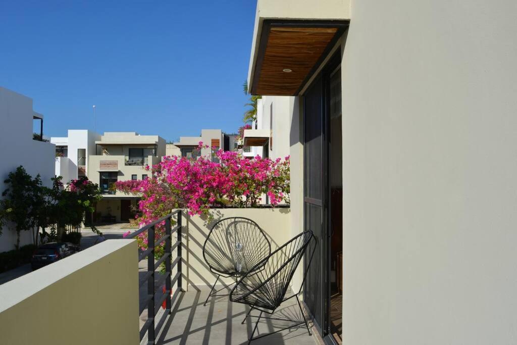 Four-Bedroom House - Photo 12