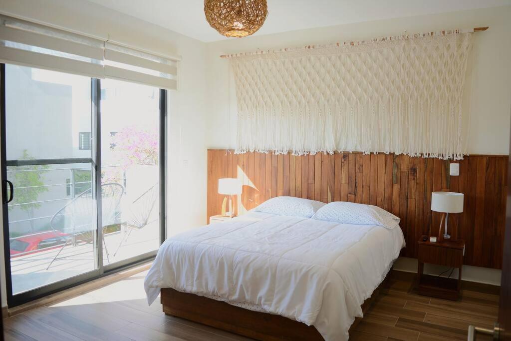 Four-Bedroom House - Photo 11