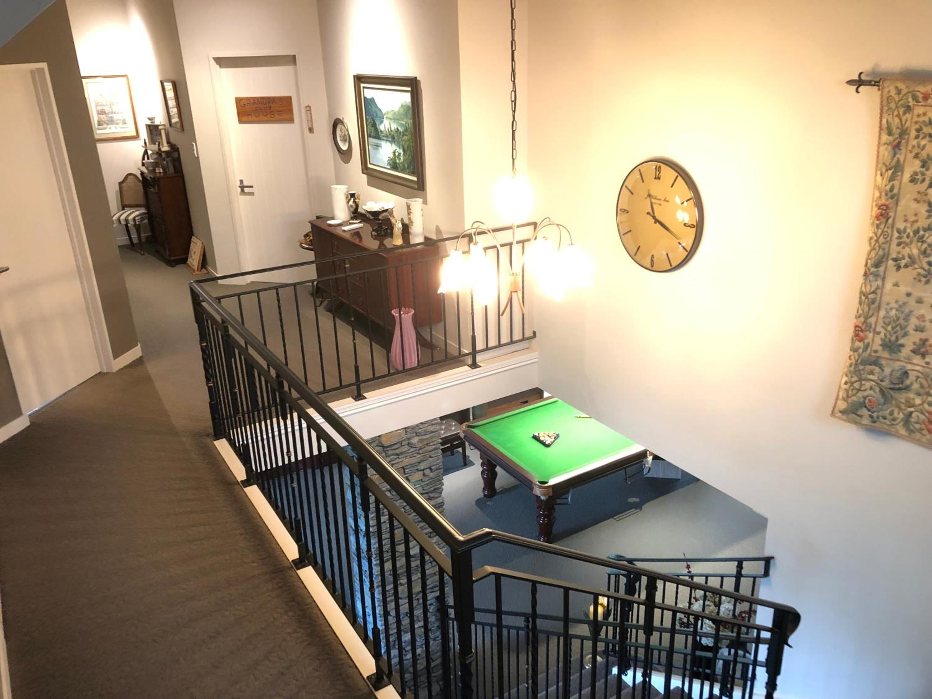 Classic King Room photo 2