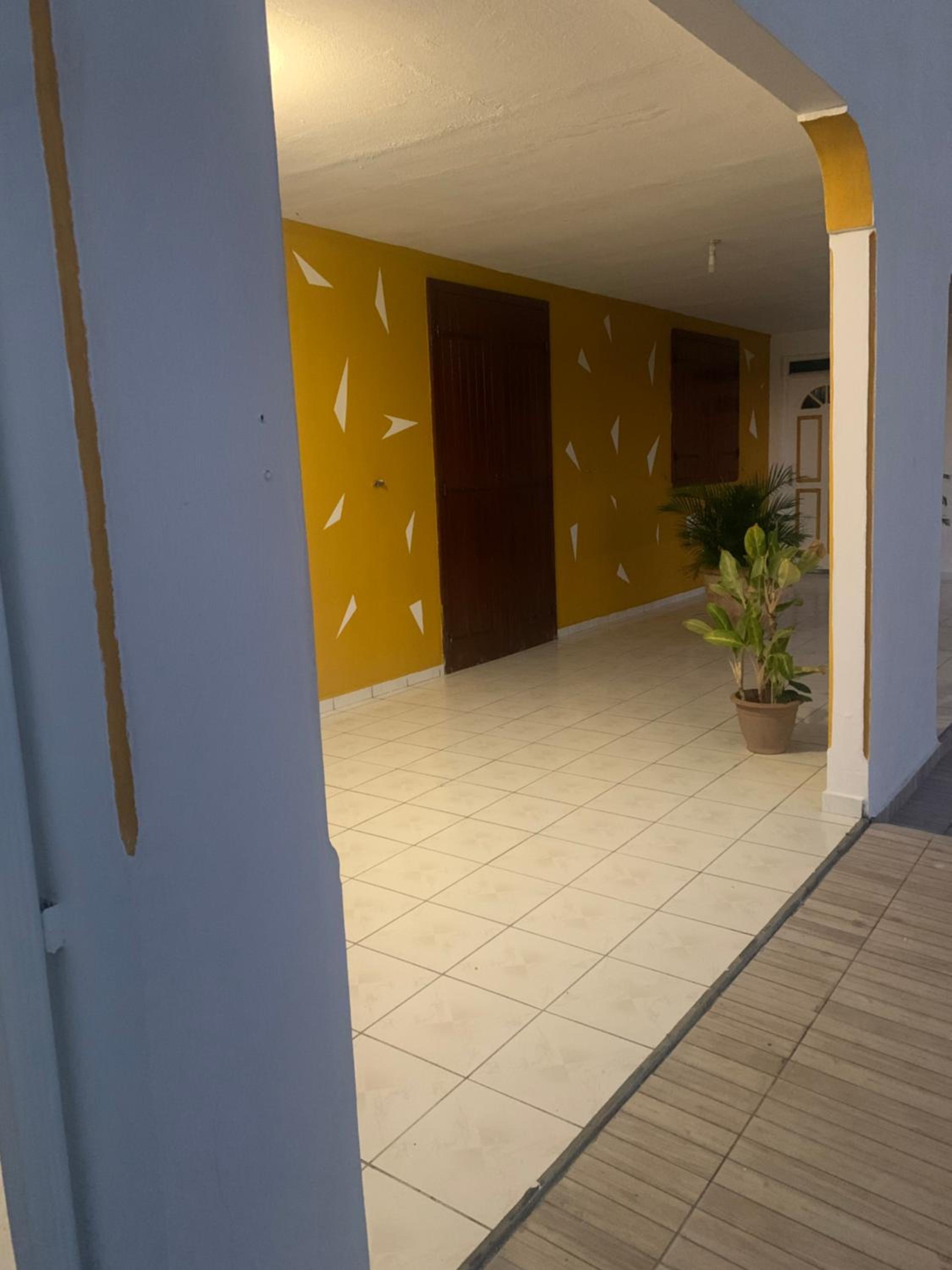 One-Bedroom House - Photo 4
