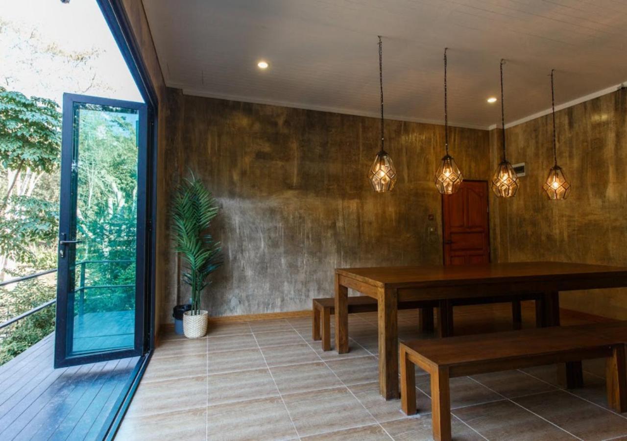 One-Bedroom House - Photo 5
