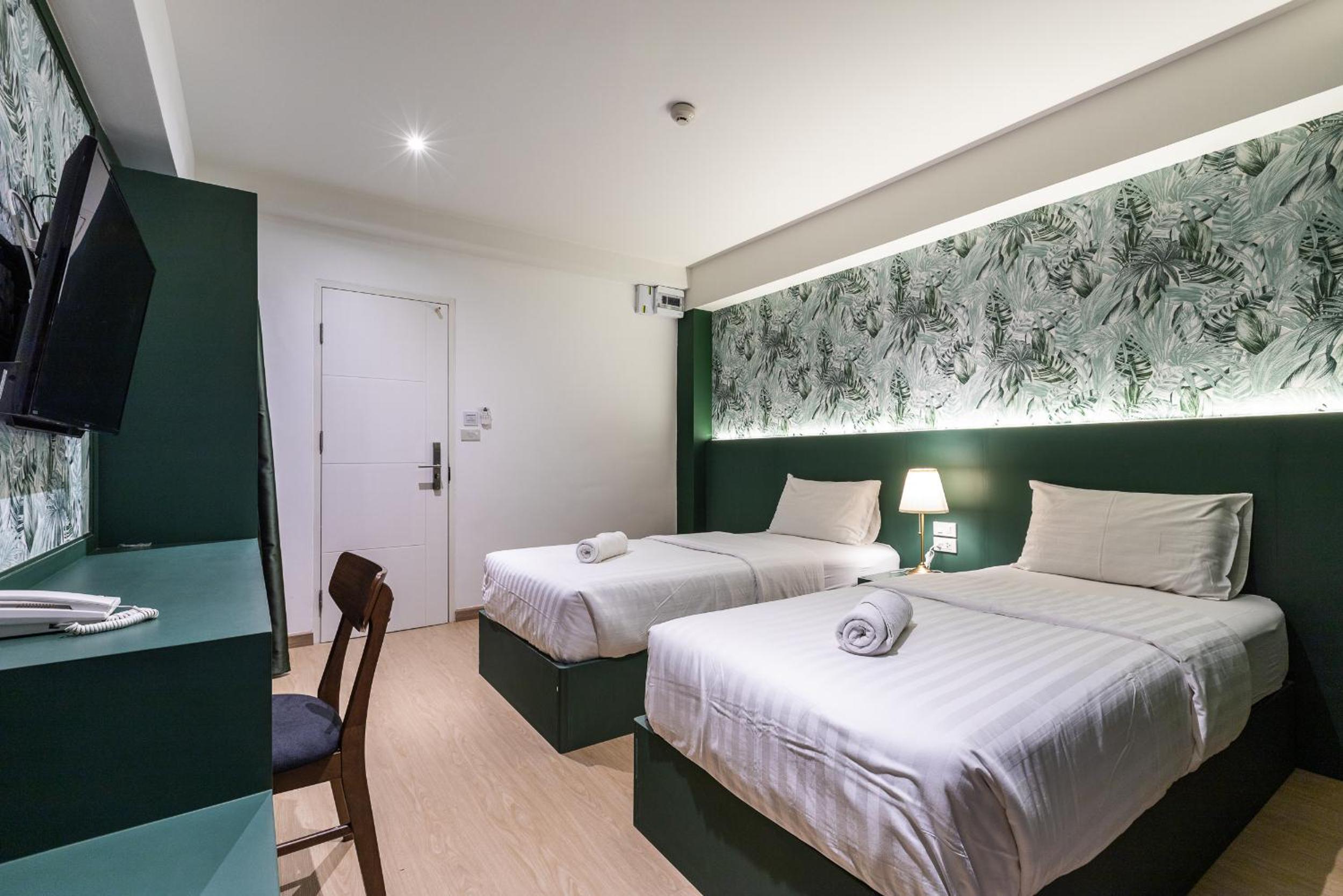 Deluxe Double or Twin Room photo 2
