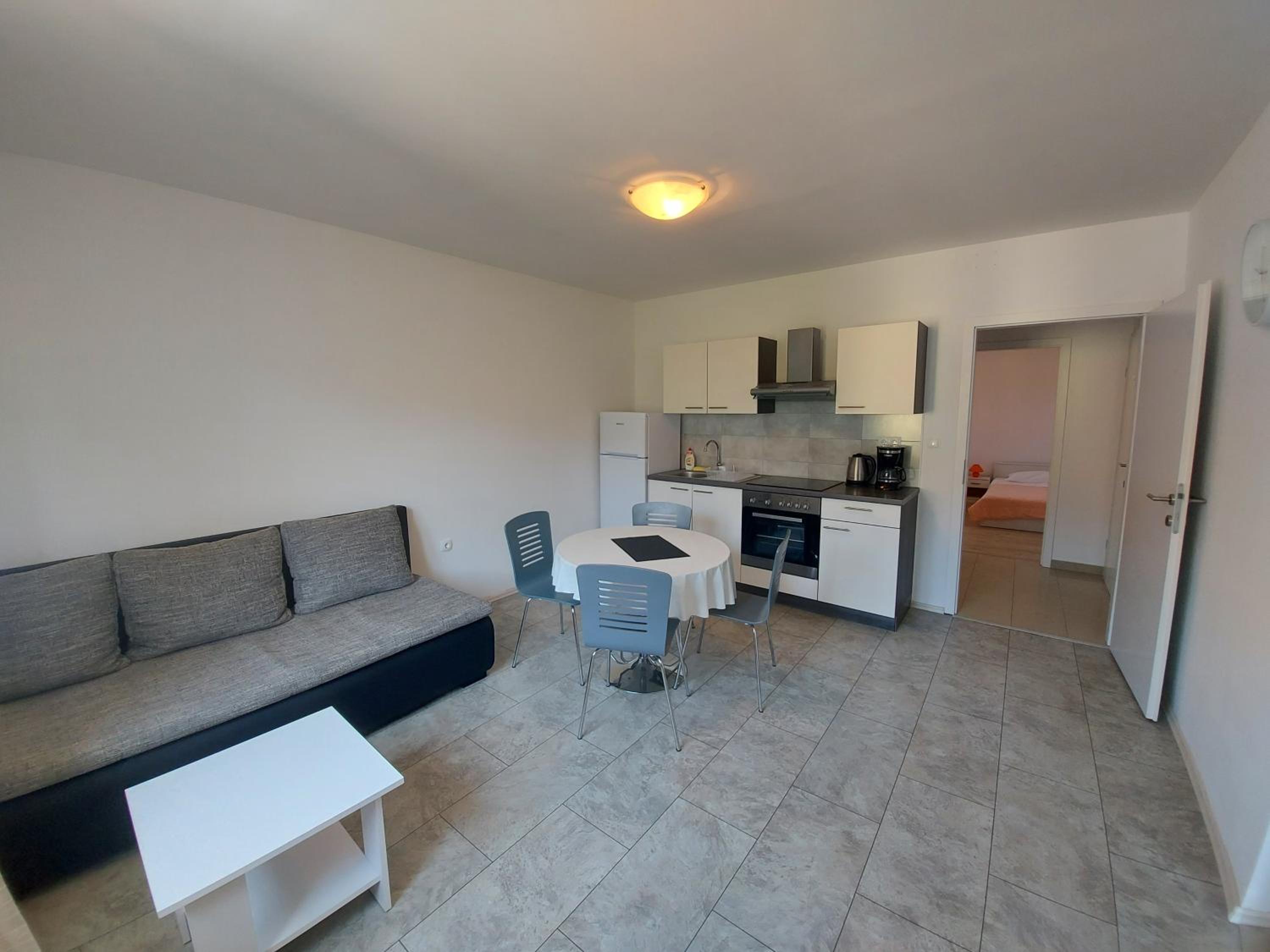One-Bedroom Apartment with Balcony photo 3