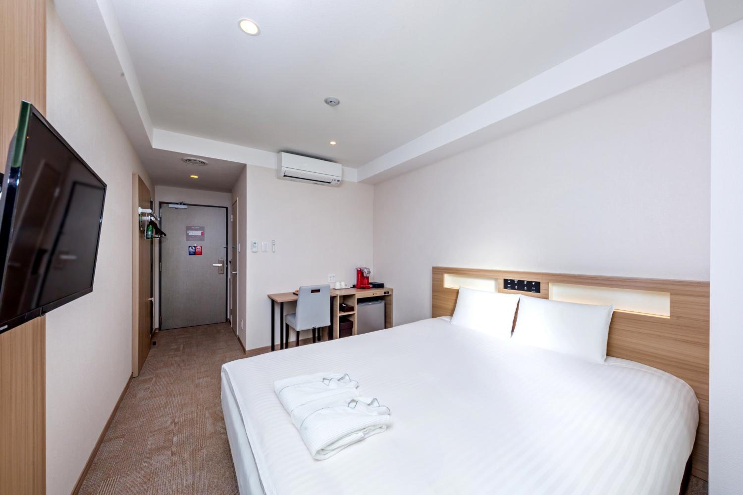 Double Room - Photo 5